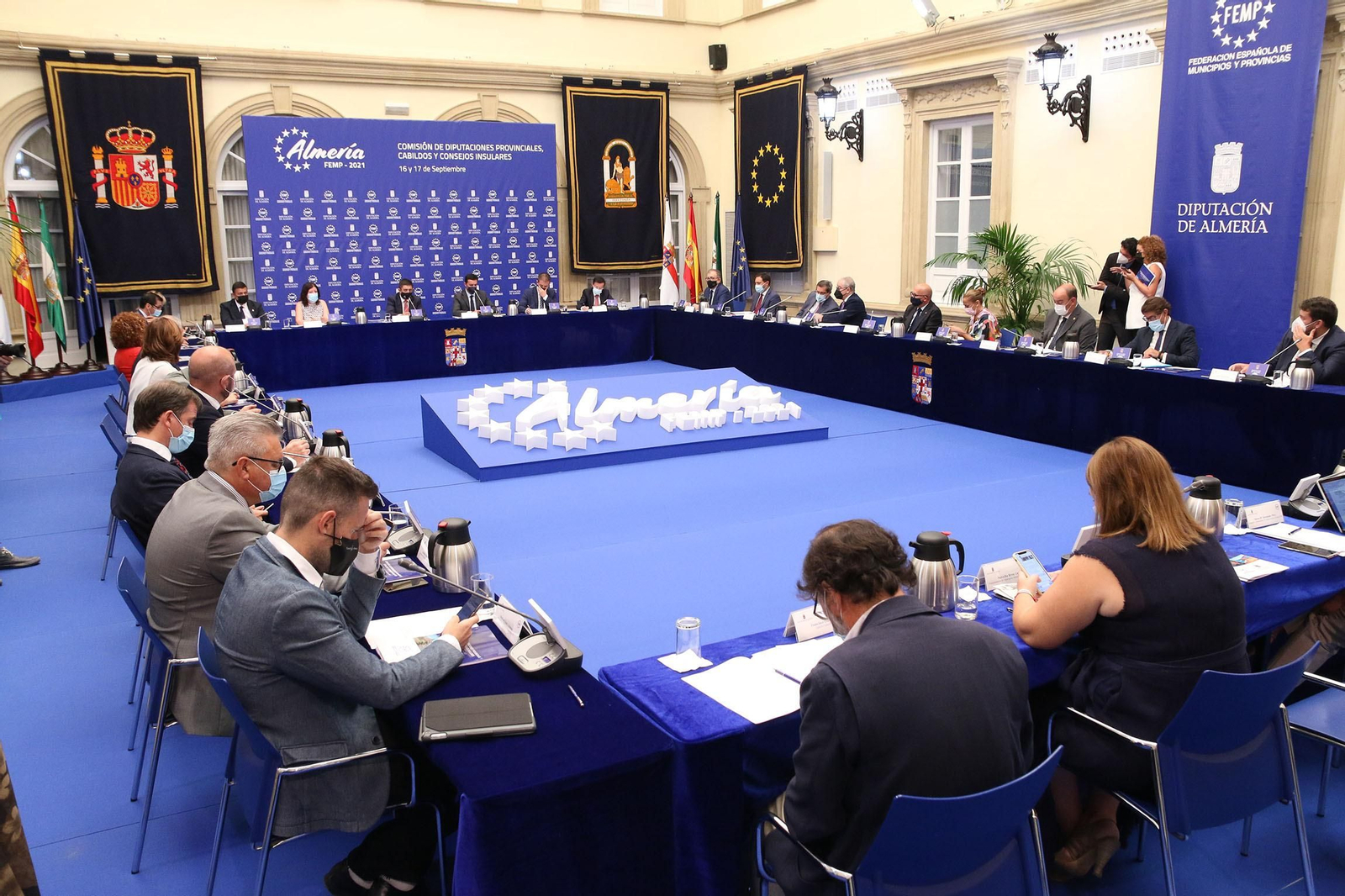 Fotogalería de la Comisión de Diputaciones Provinciales, Cabildos y Consejos Insulares