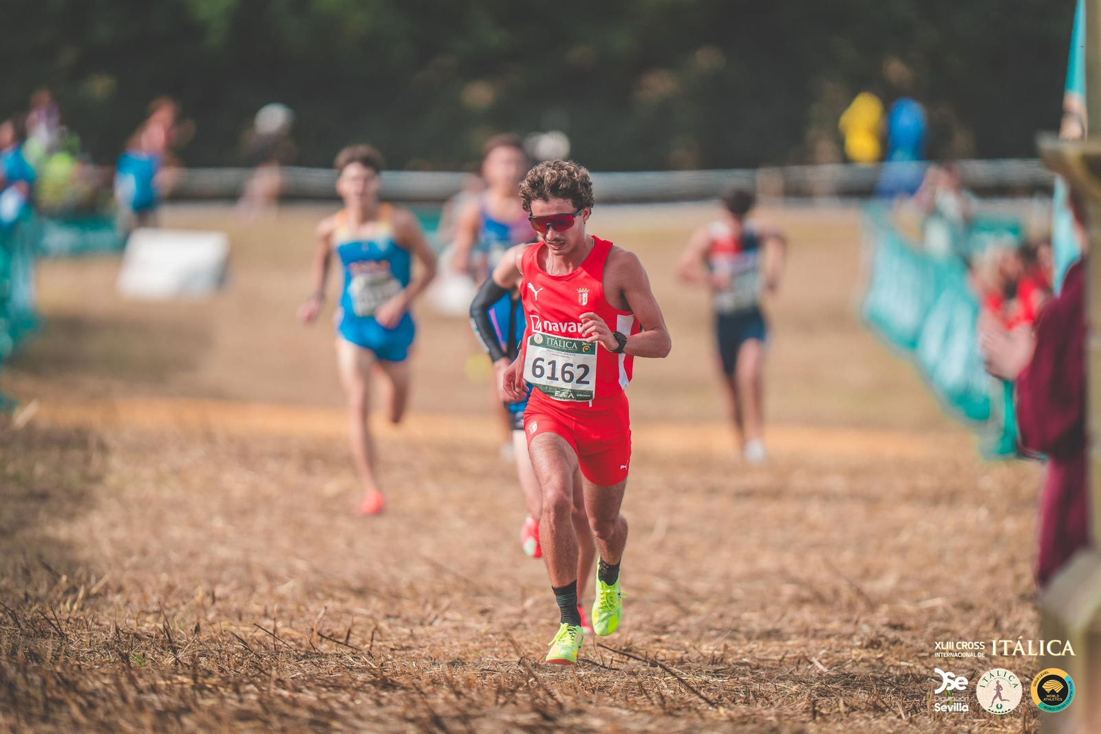Búscate en las fotos del Cross de Itálica 2025 | 4