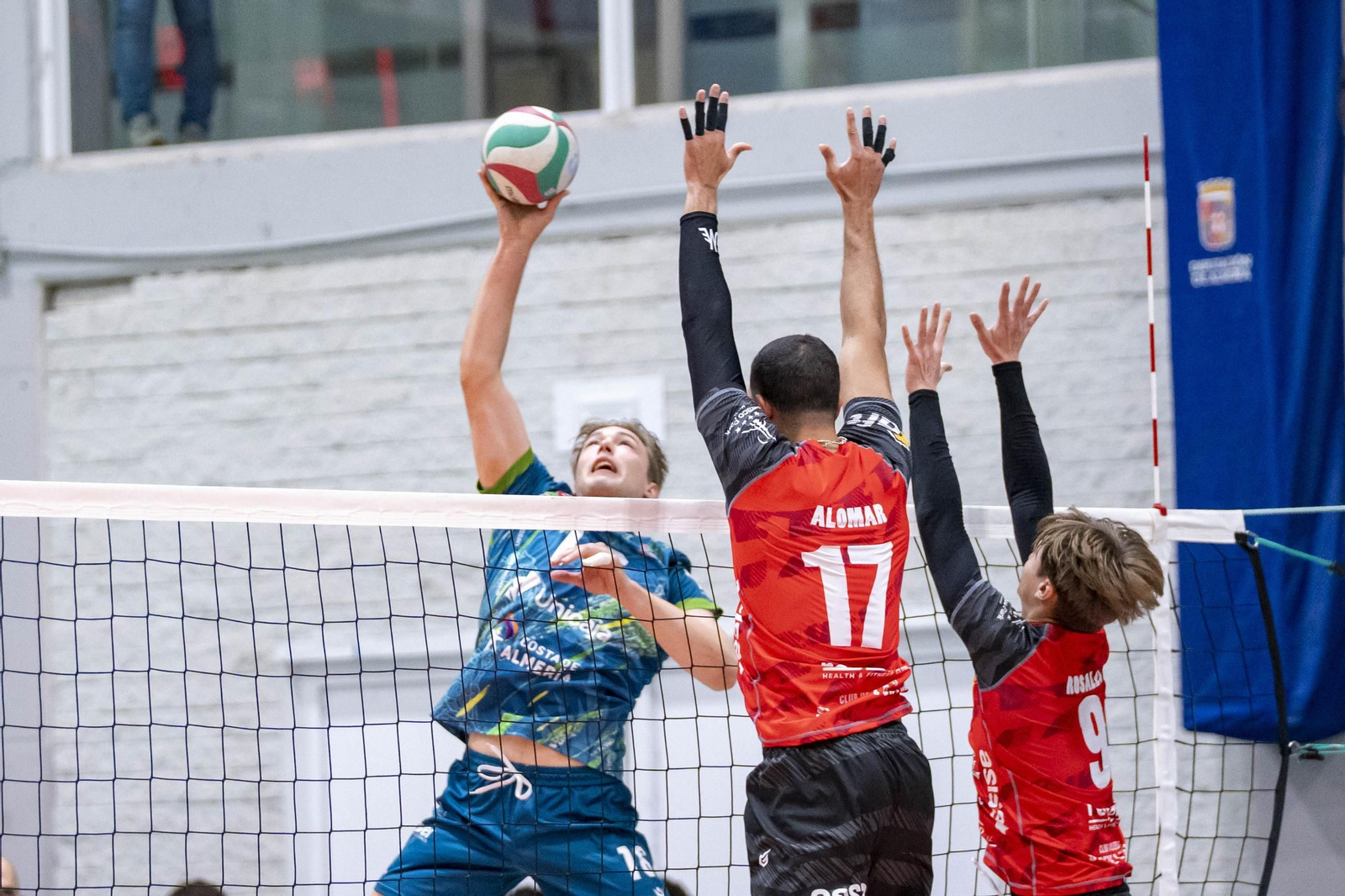 Las imágenes del partido de Superliga entre Unicaja Costa de Almería y Instercap Asisa Tarragona