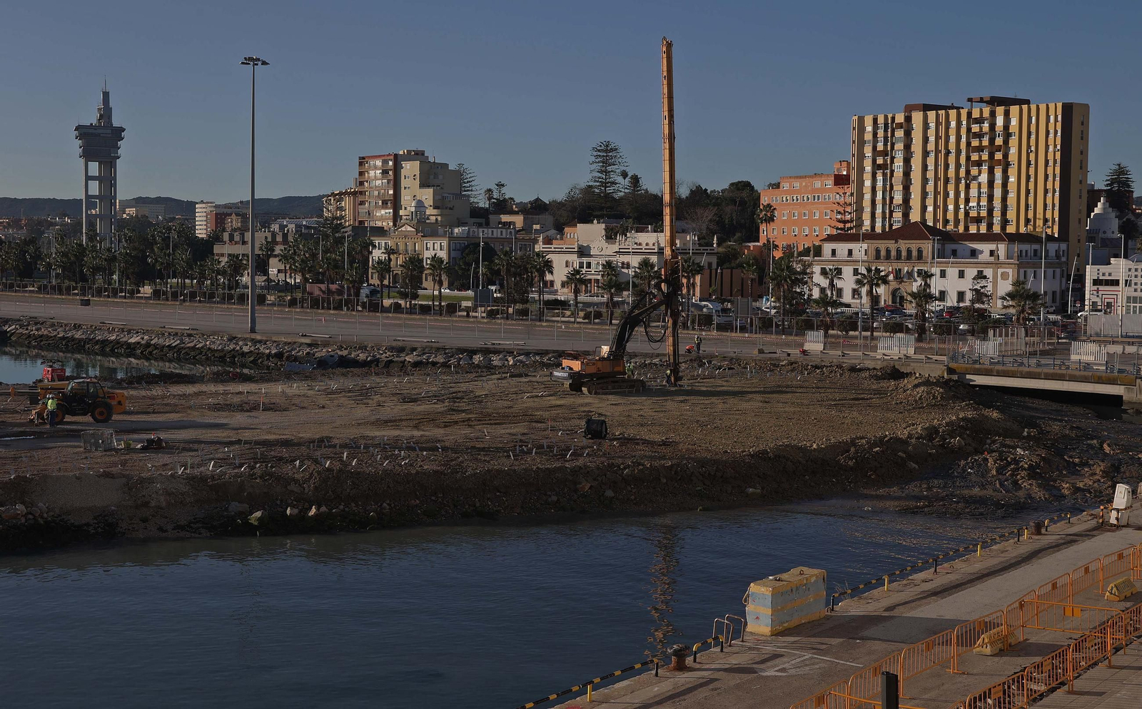 Fotos de las obras del nuevo muelle de Galera en el Puerto de Algeciras