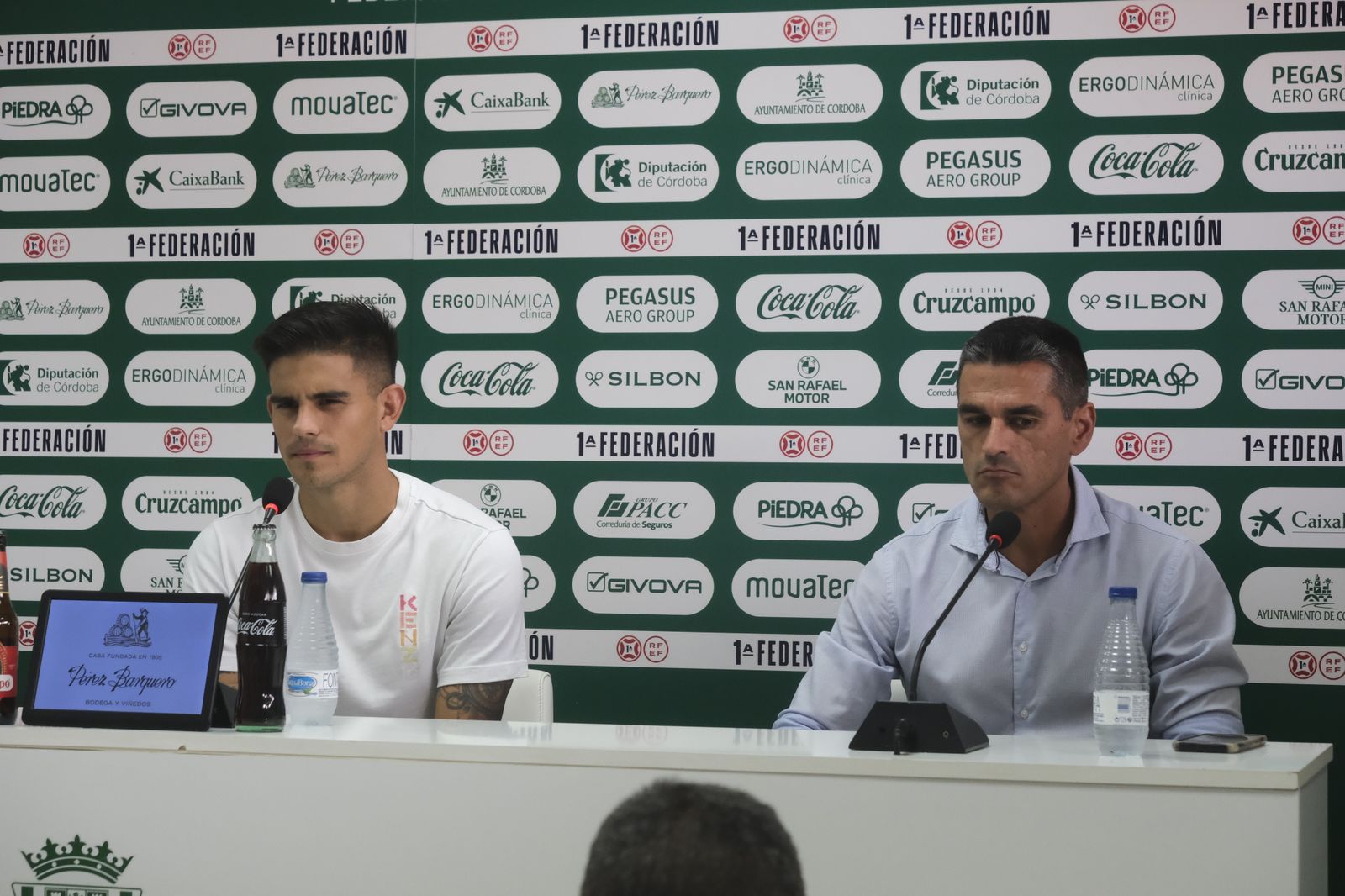 La presentación de Kuki Zalazar como jugador del Córdoba CF, en imágenes