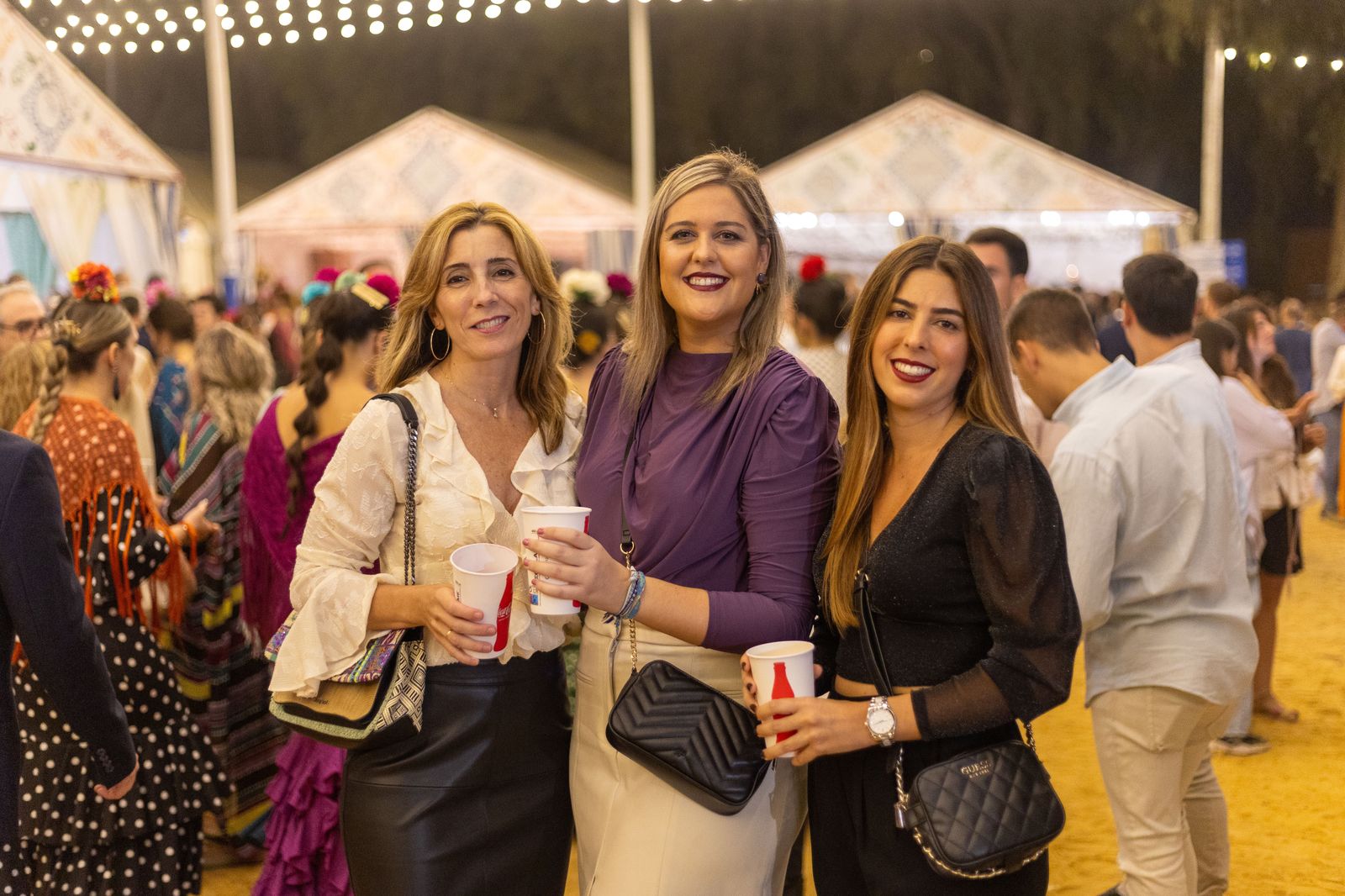 Feria del Caballo 2023: Imágenes del ambiente en la noche del sábado