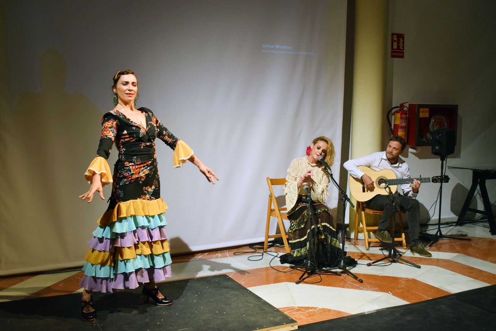 Representación de teatro y danza ‘Nunca el silencio’ .