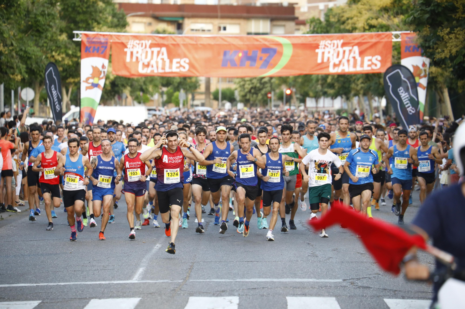 Las mejores fotografías de la Nocturna Trotacalles de Córdoba