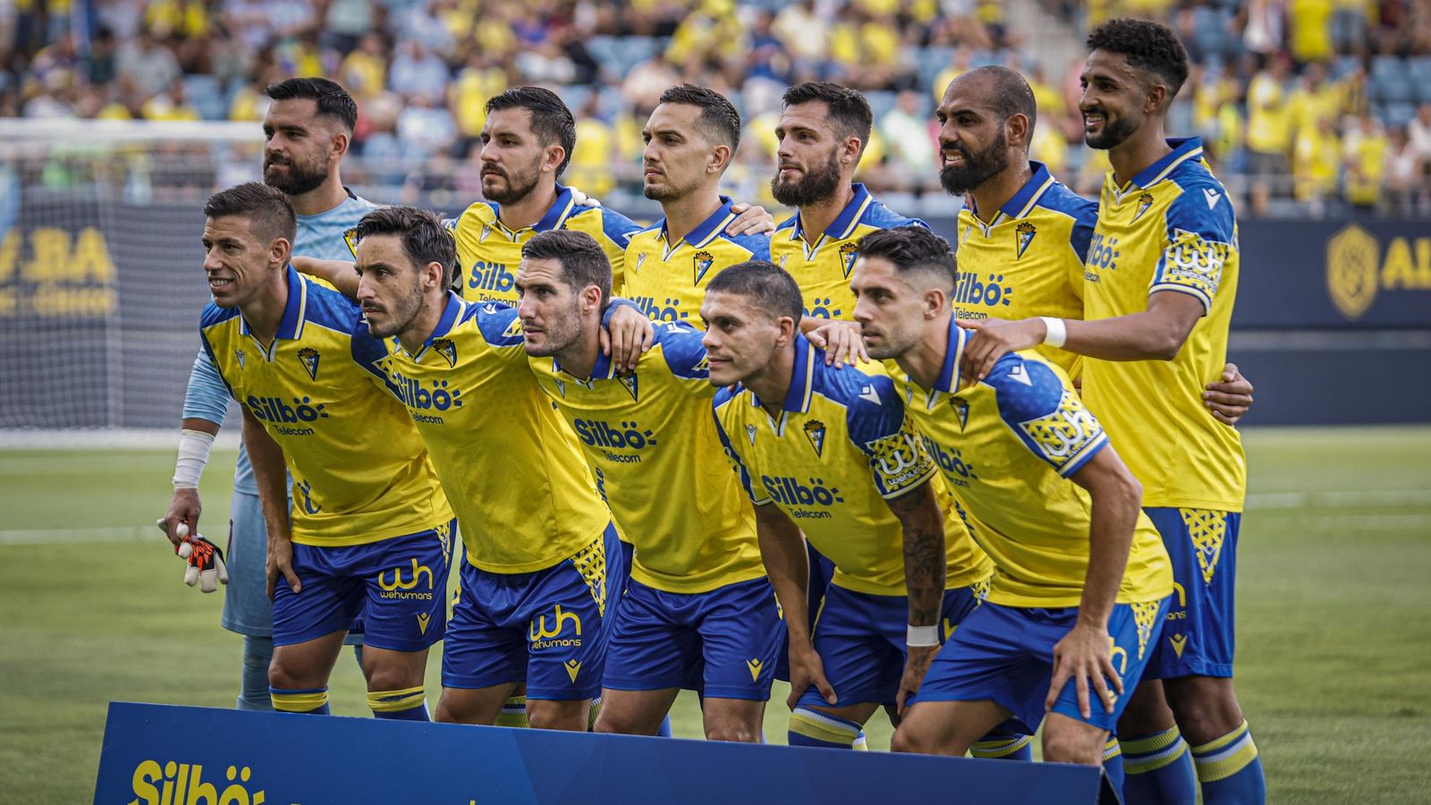 Búscate entre las fotos del partido de fútbol Cádiz CF - CD Tenerife de la Liga Hypermotion