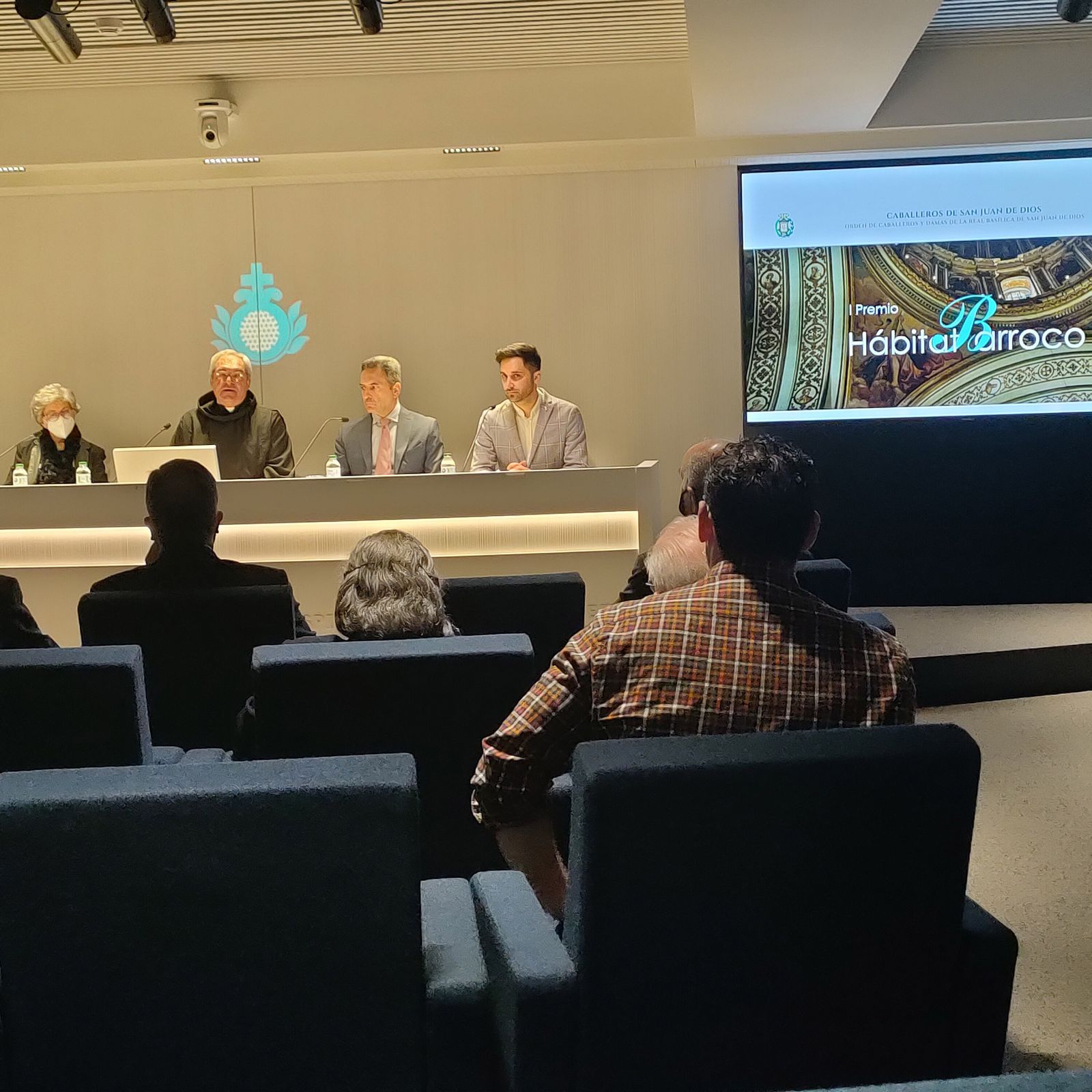 El profesor de la Universidad de Granada Juan Jesús López-Guadalupe recibe el I Premio Hábitat Barroco