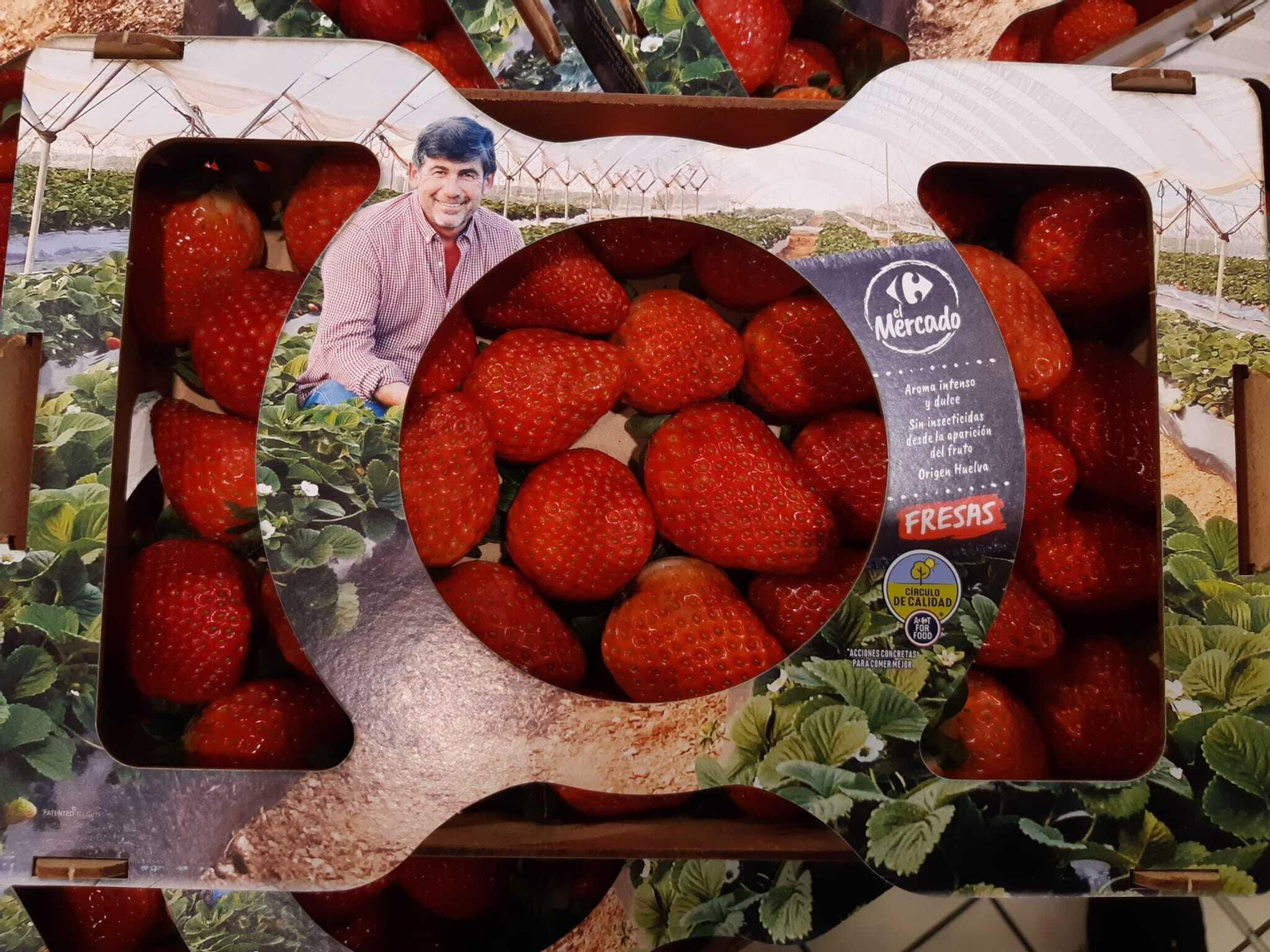 Imagen de archivo de las fresas de Carrefour.
