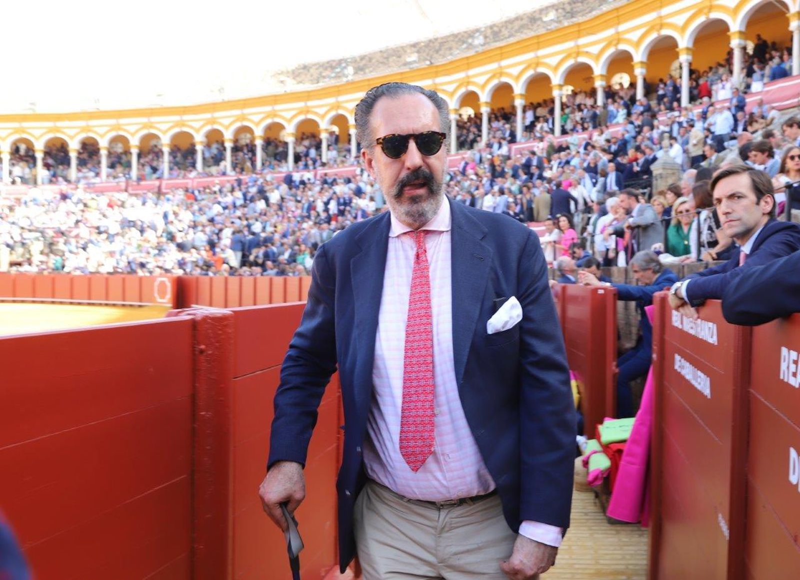 Los famosos y autoridades en los toros durante el viernes de preferia