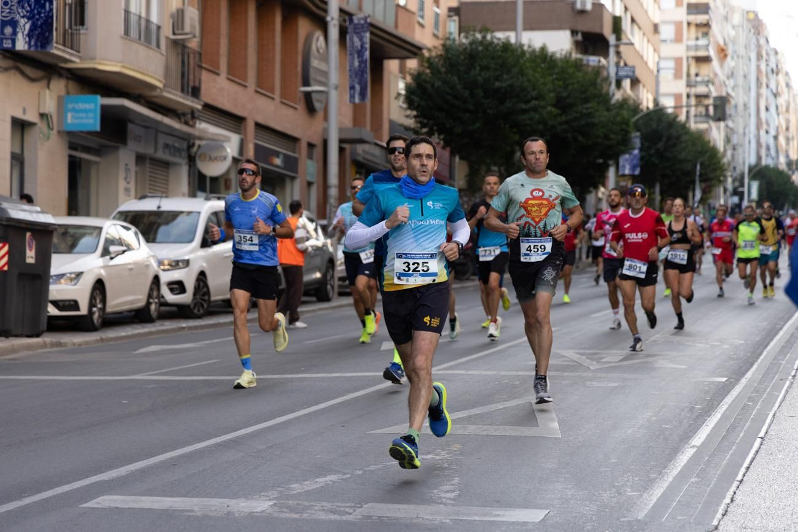 En imágenes: multitudinaria e histórica XXIX Media Maratón 'Ciudad de Jaén' y 10k en memoria de Paco Manzaneda (2)