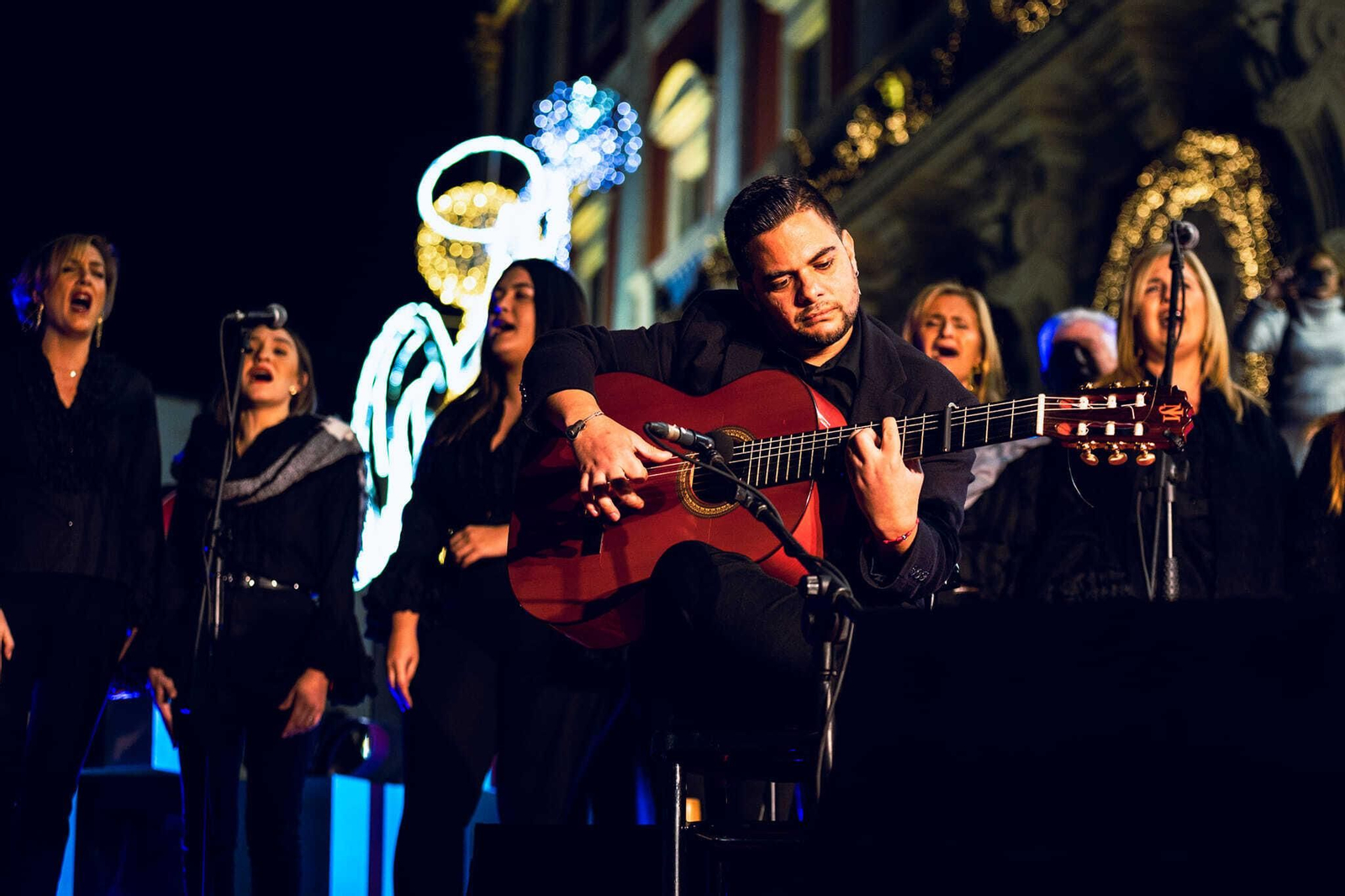 'Cantes de Nochebuena', las imágenes del espectáculo navideño celebrado en San Fernando