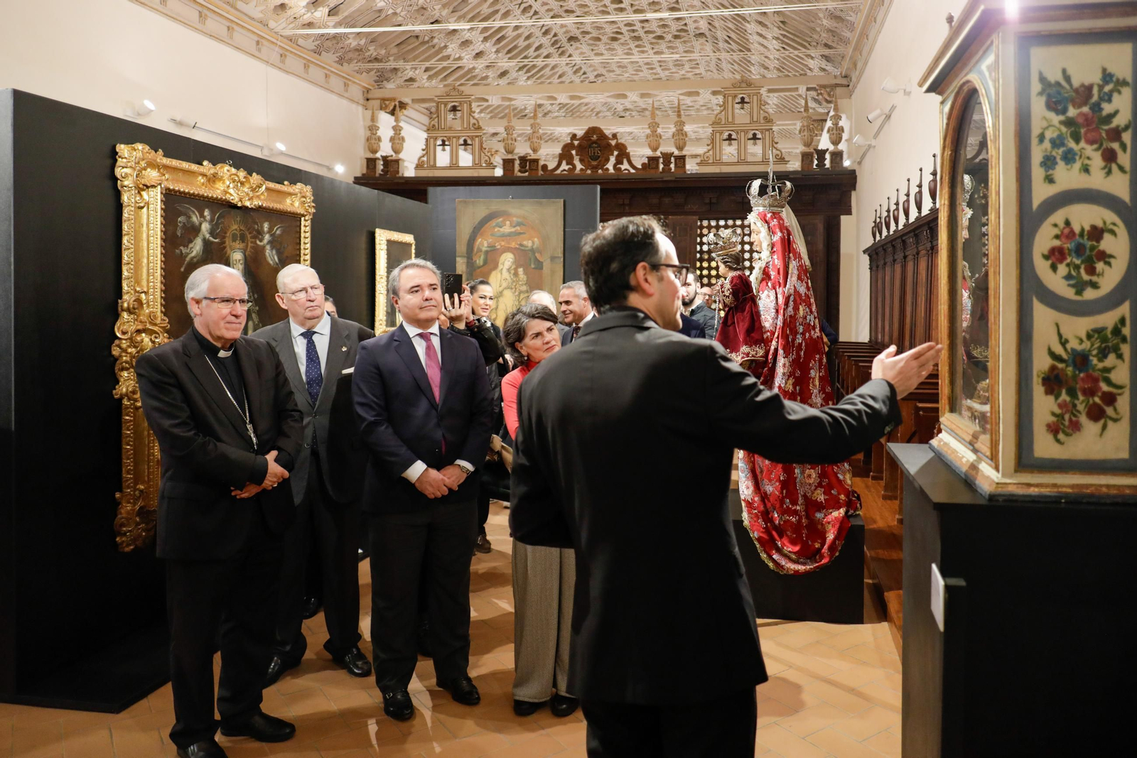 Inauguración de la exposición Devociones populares en las clausuras de Sevilla, en la Iglesia Santa Clara