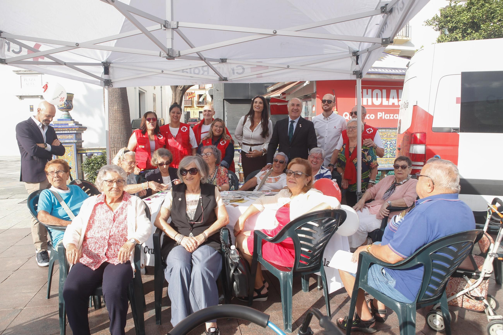 Fotos del Día de la Banderita de la Cruz Roja en la Plaza Alta de Algeciras