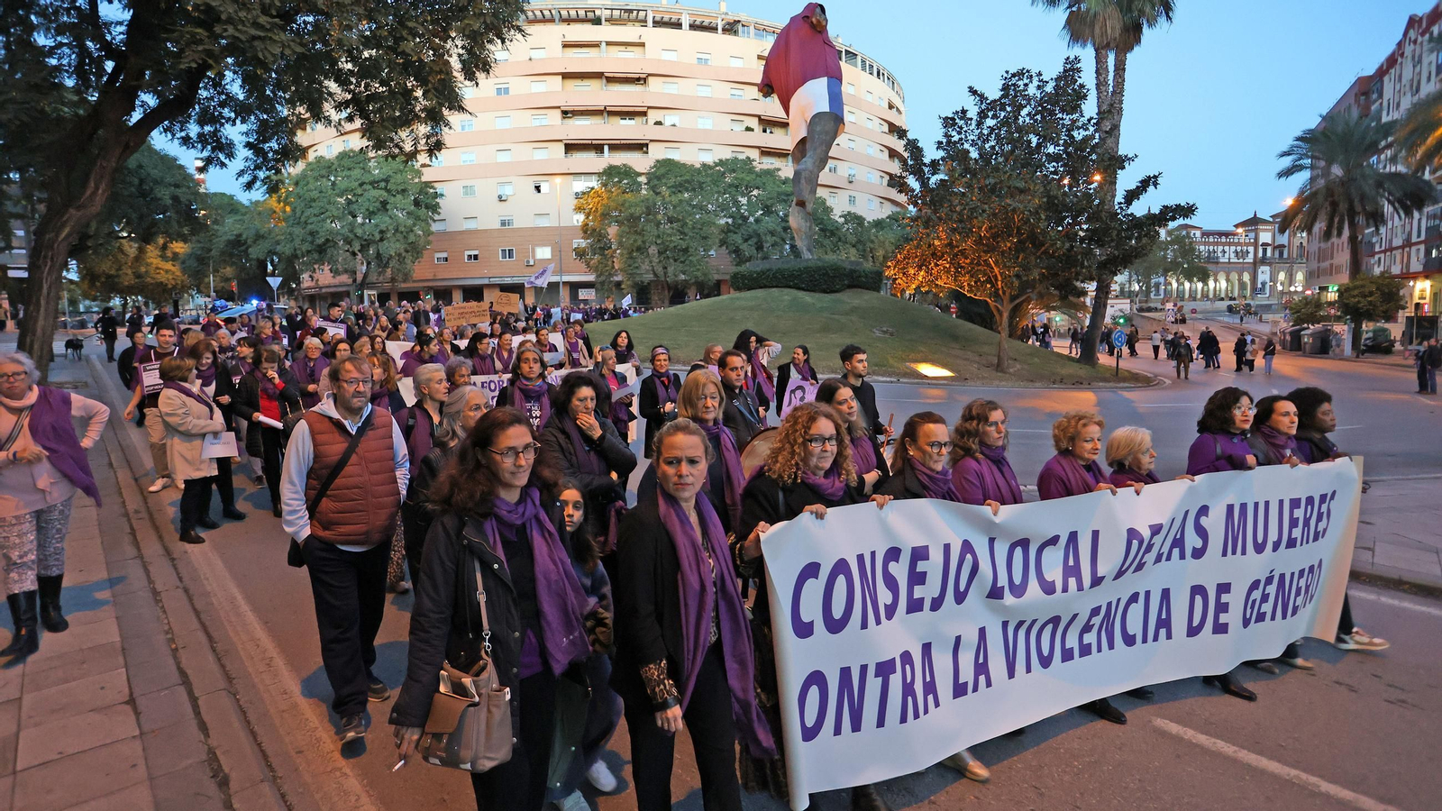 Imágenes de la manifestación del 25N 2024 en Jerez