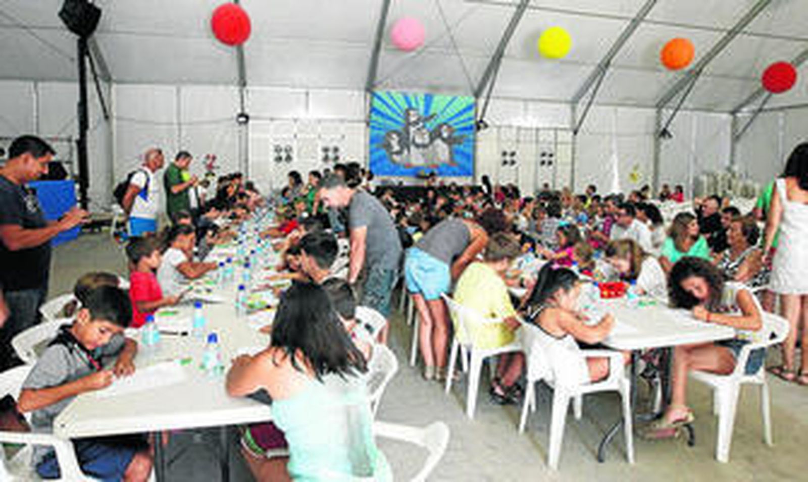 Una gran multitud acudió a este concurso en la Caseta Municipal Infantil.