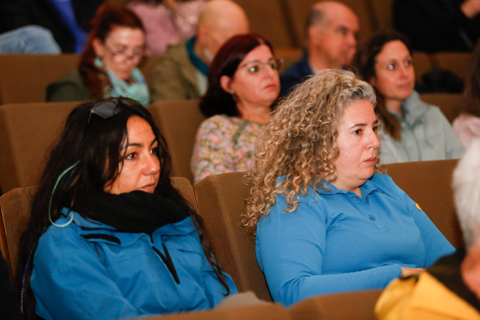 Las fotos de la jornada sobre el alga invasora en Tarifa
