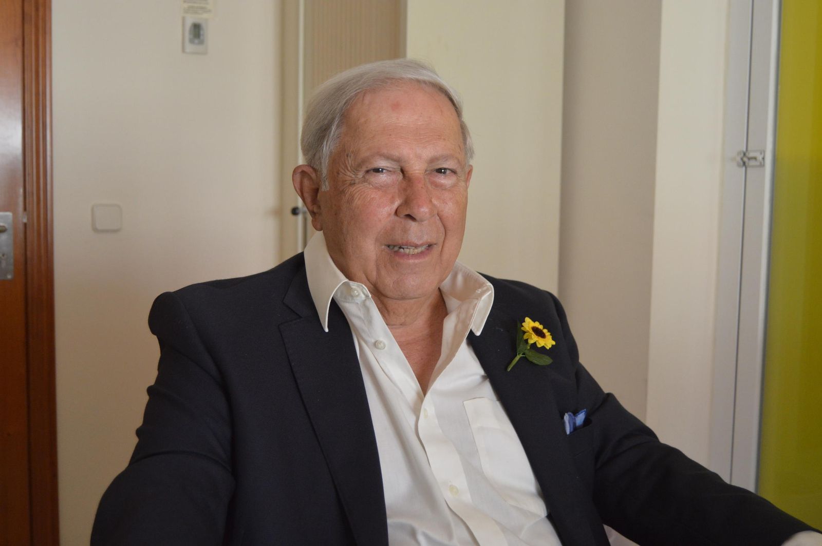 Yusuf Hamied, durante la entrevista en el Centro de Cuidados Paliativos de Cudeca, en Benalmádena.