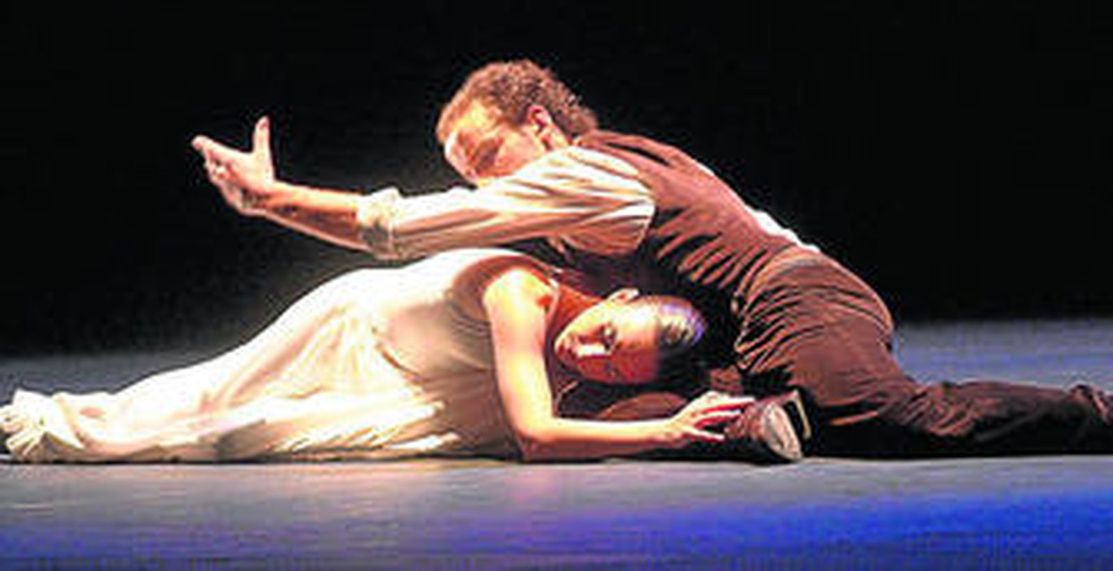 Un pasaje de la última representación de 'Bodas de sangre', en la XII Bienal de Flamenco.