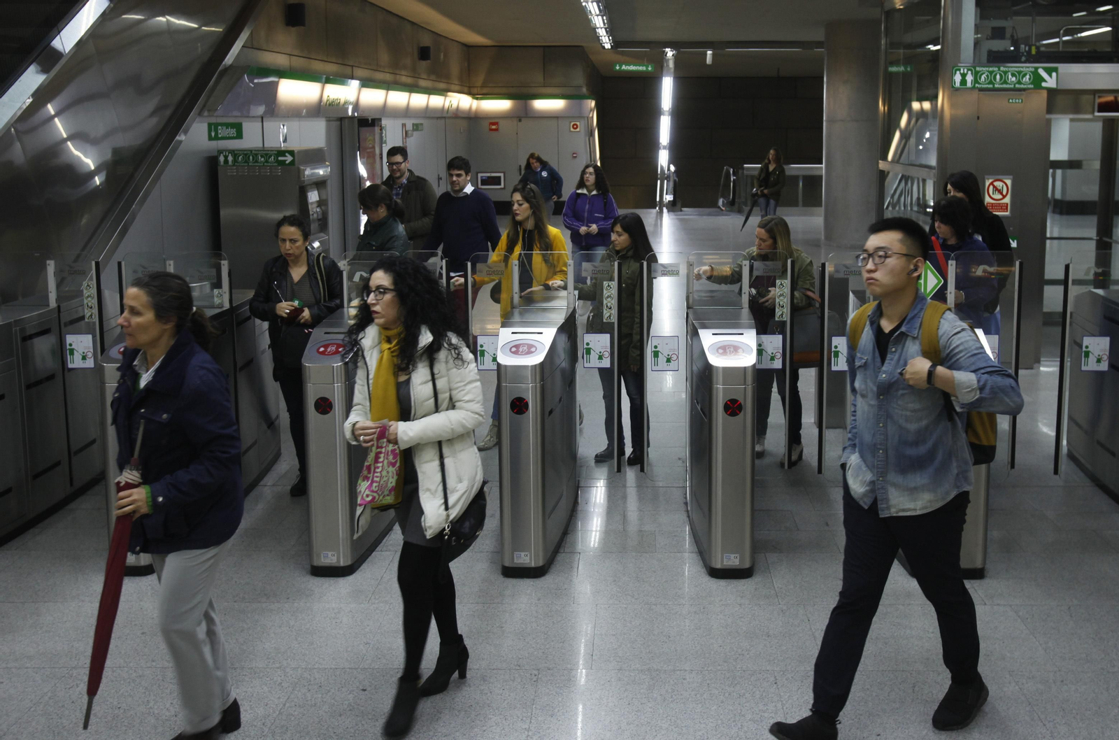 Actividad de viajeros en la estación Puerta de Jerez.