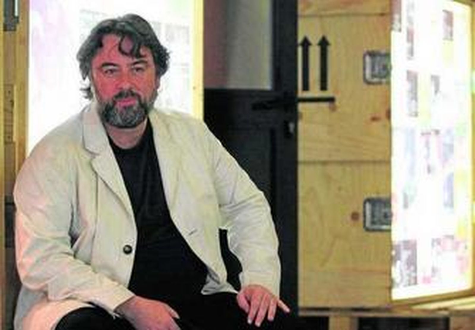 Andrés Lima llevará por los escenarios españoles 'Mal de juventud'.