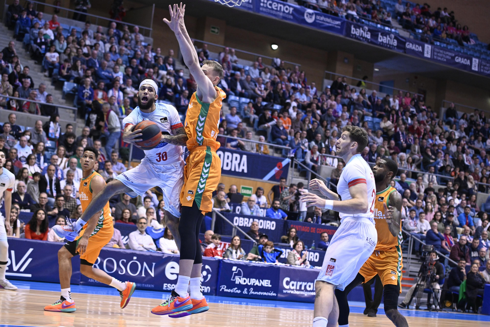 Las fotos del Obradoiro - Betis Baloncesto