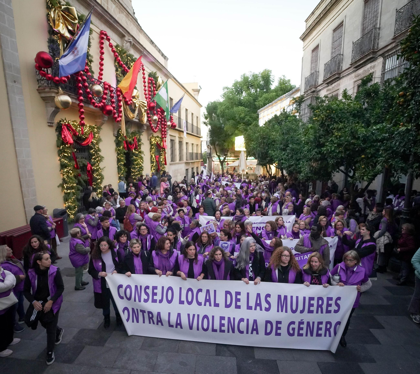Salida de la manifestación por el 25 N en Jerez.