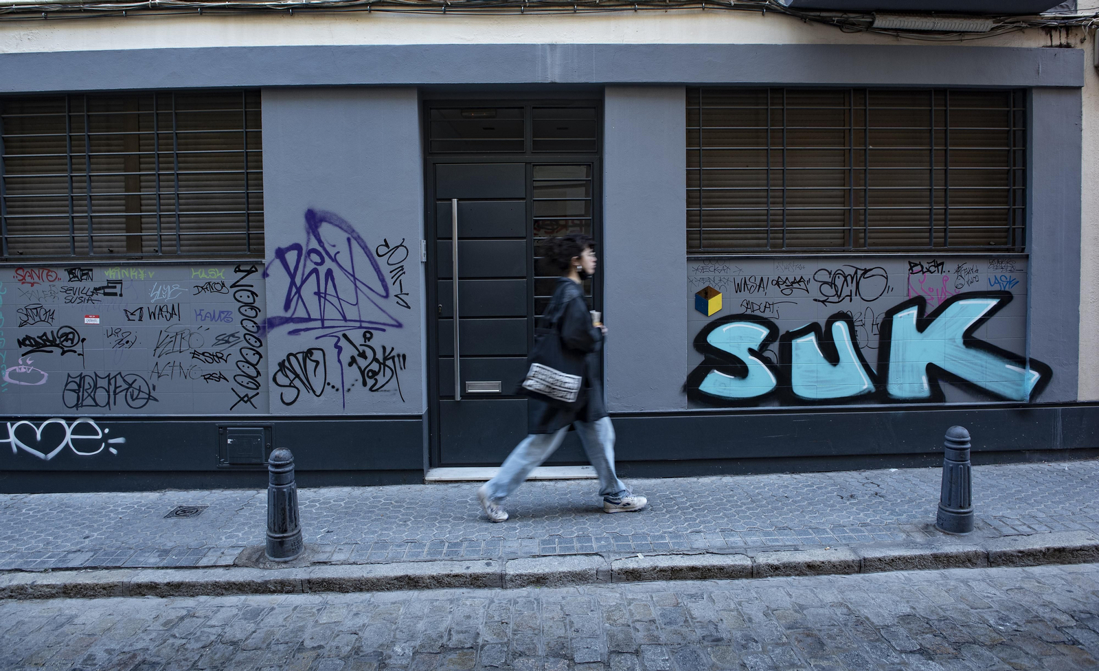 Graffitis en Sevilla: Vandalismo contra el patrimonio
