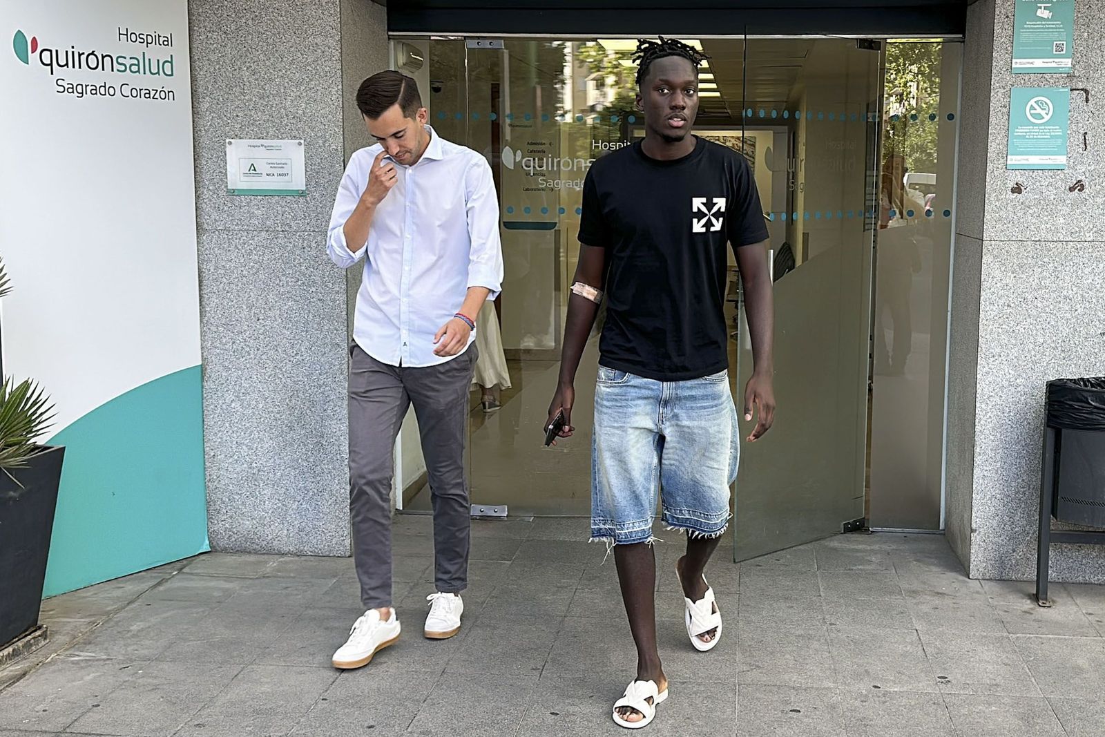 Batista Mendy pasando el reconocimiento médico este lunes.