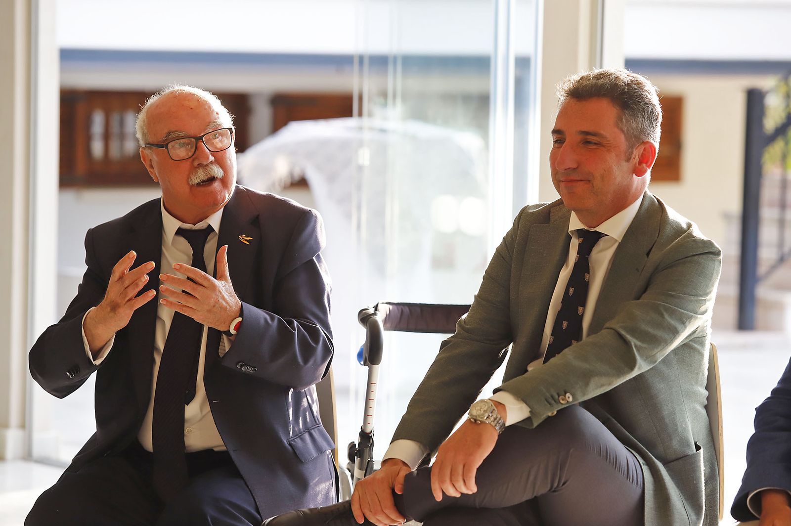 Imágenes del debate de "La Noche de los Frutos Rojos"