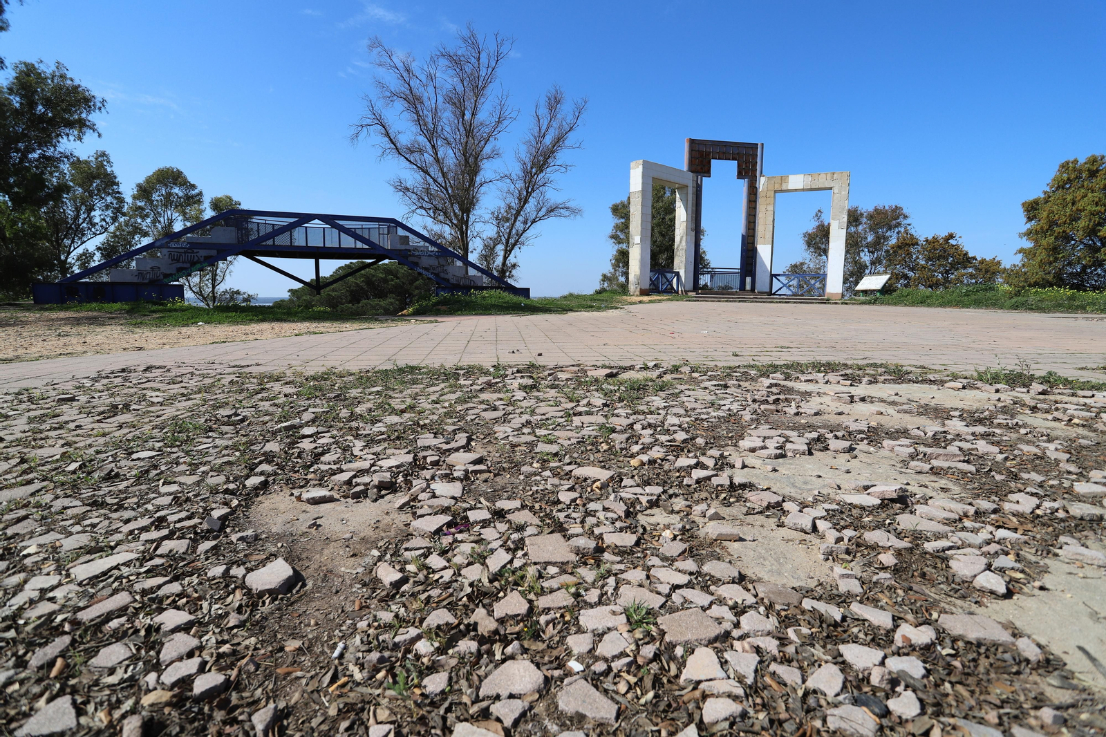 Imágenes del mirador del Conquero, de los cabezos y Fuentevieja