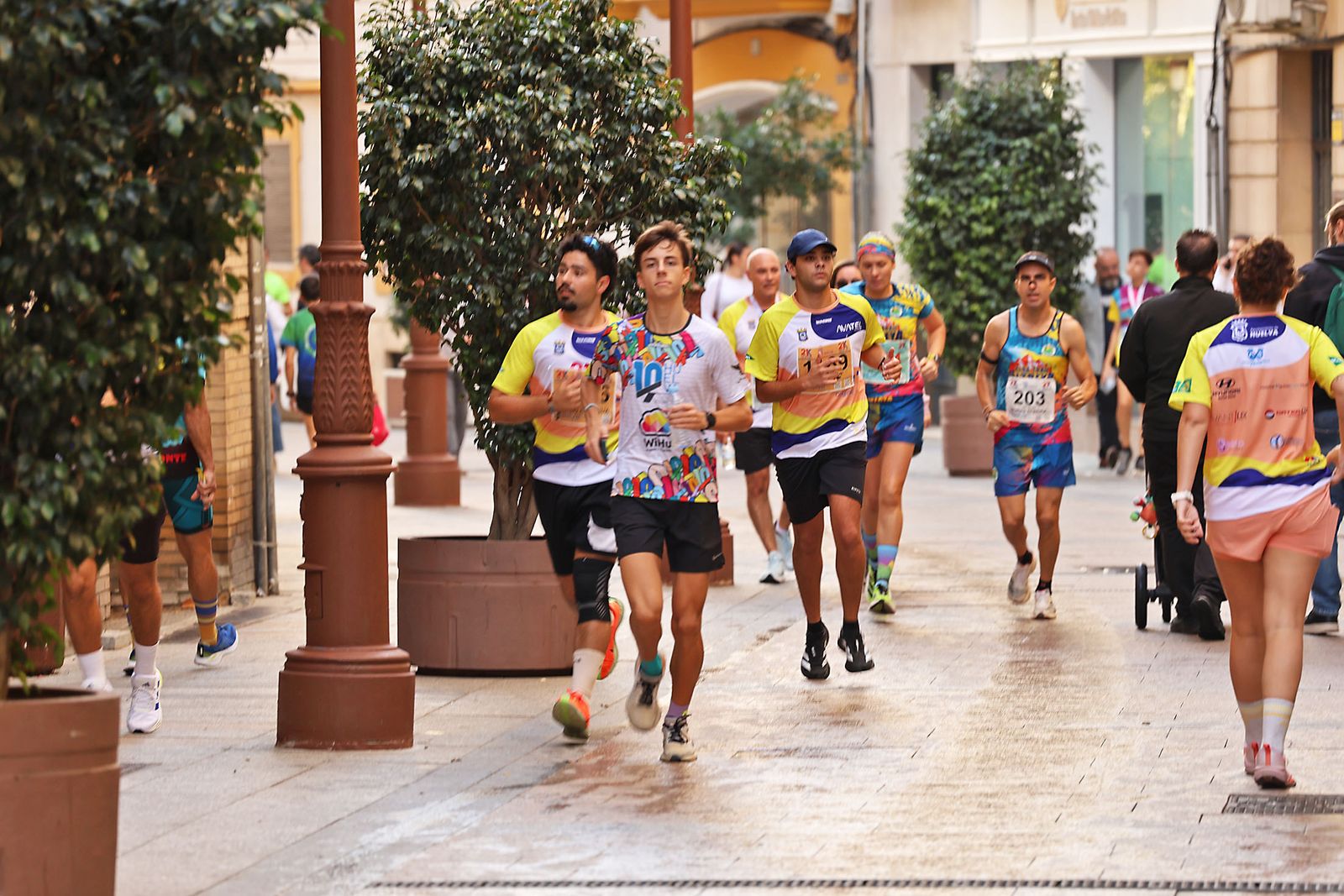 Las mejores imágenes de la carrera 21K Ciudad de Huelva