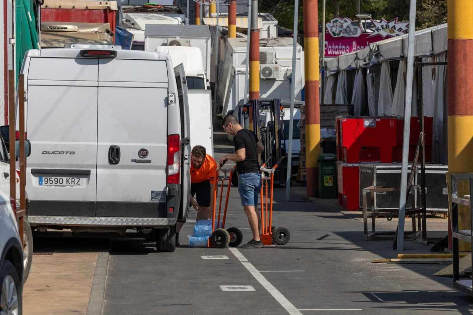 Así avanza el montaje de la feria de San Lucas