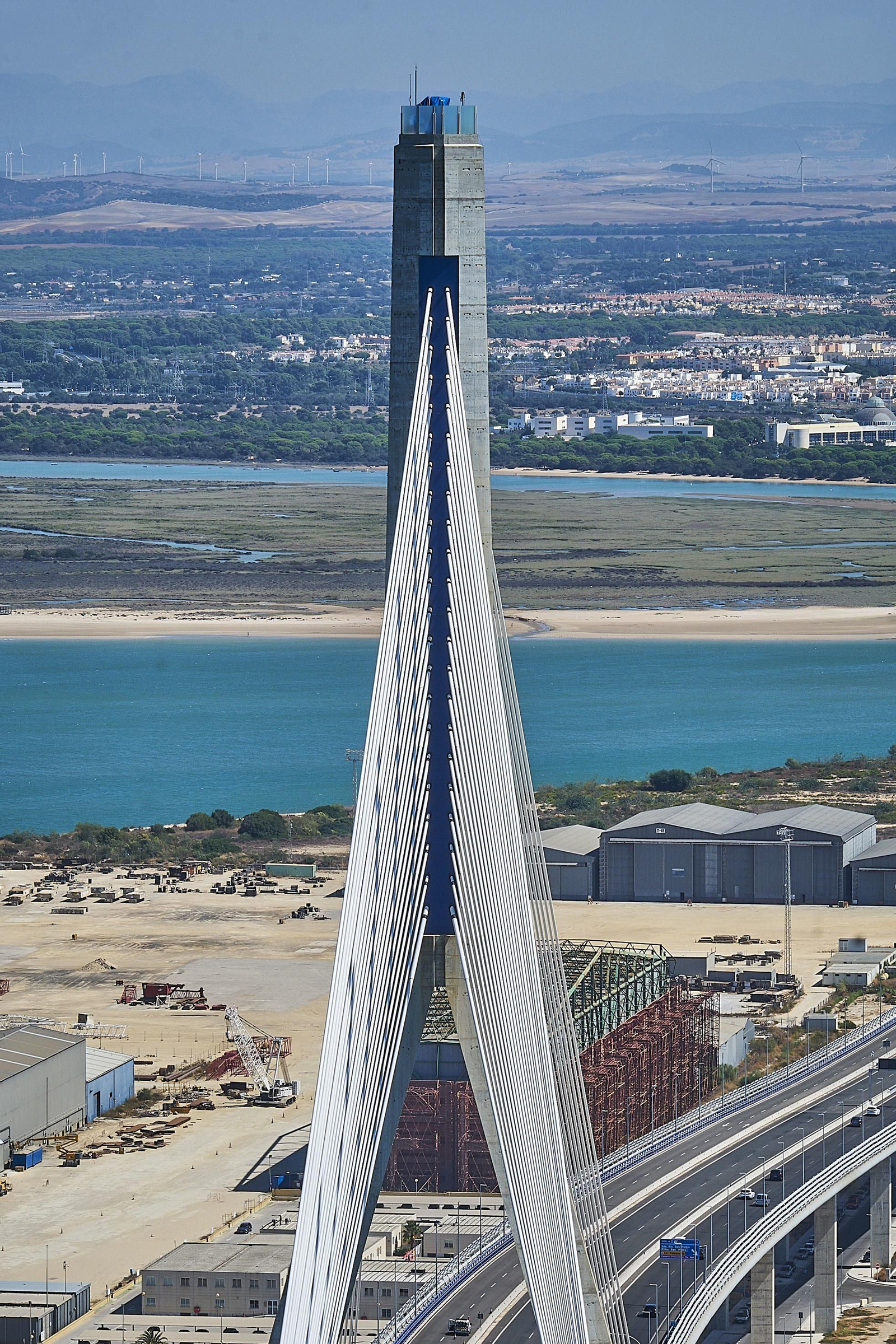 Recorrido por el segundo puente de Cádiz.