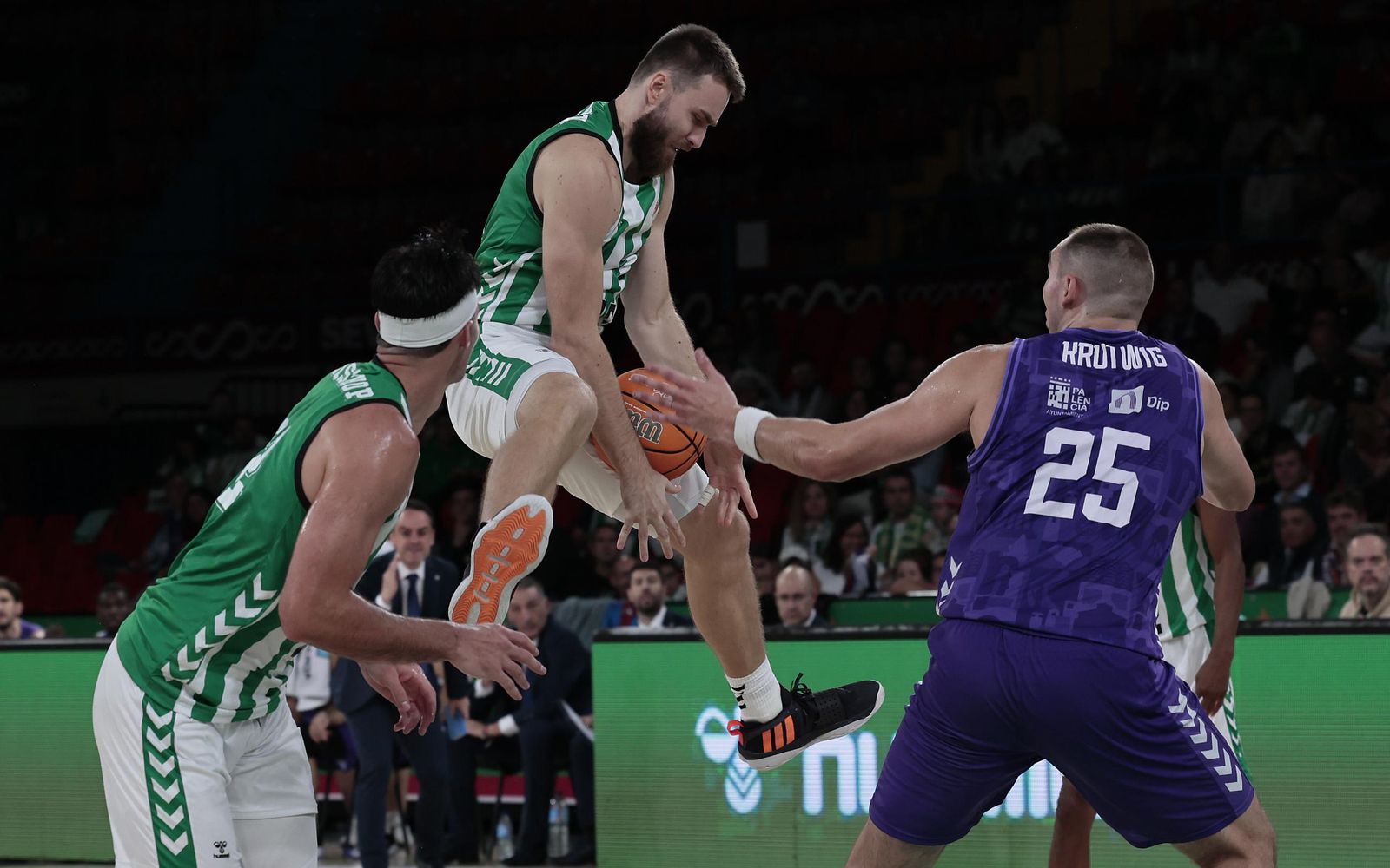 Las imágenes del Betis Baloncesto - Palencia