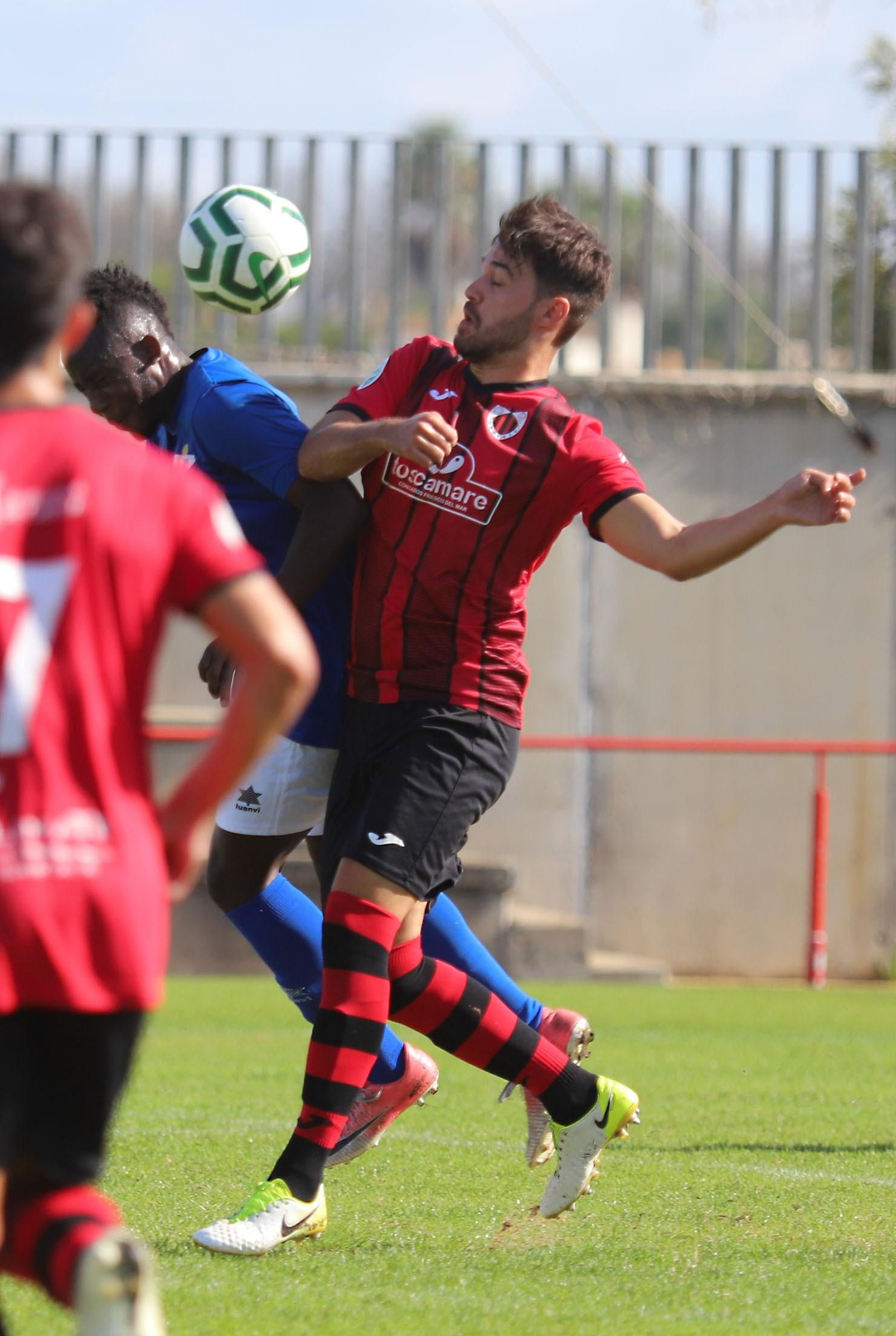 Imágenes del encuentro del Cartaya ante el Écija