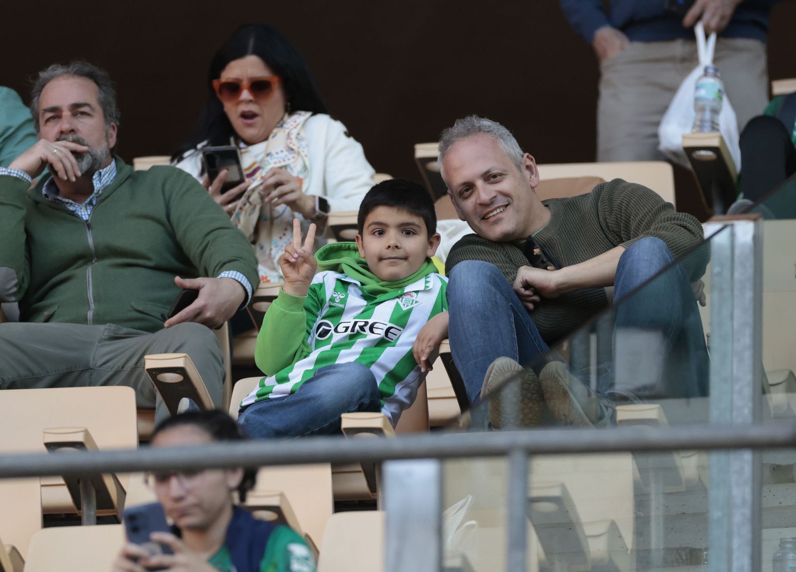 Búscate en las fotos del Betis - Rayo