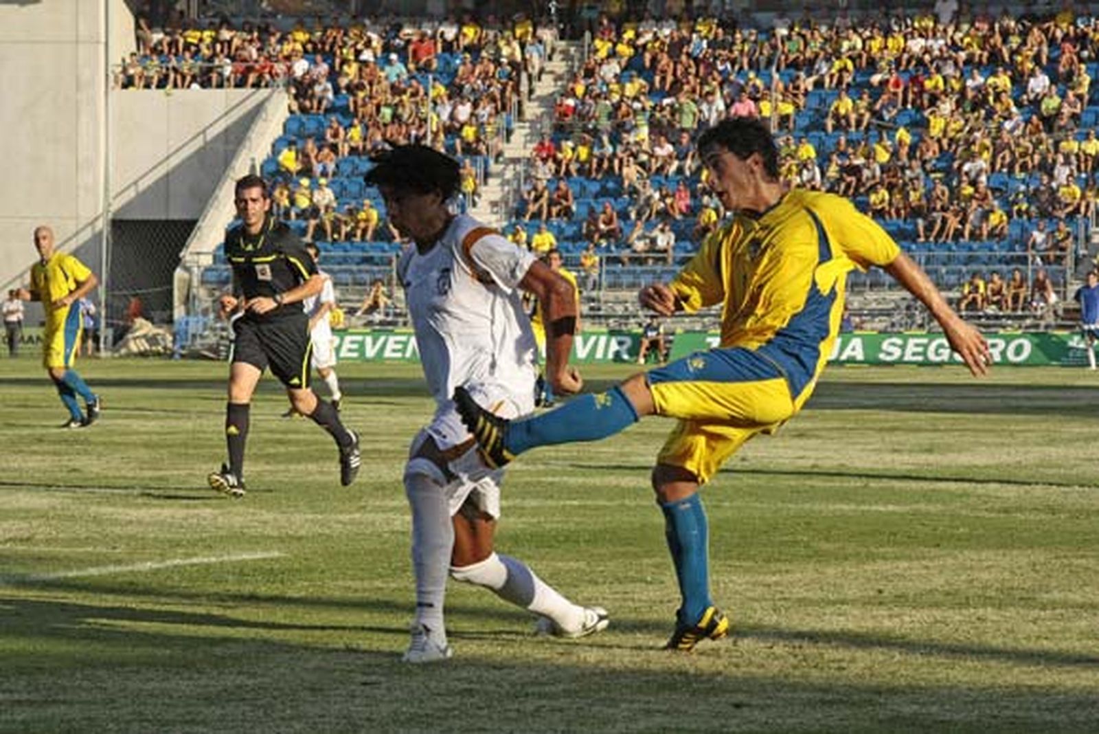El Cádiz gana en casa el primer partido de la liga

Foto: Lourdes de Vicente