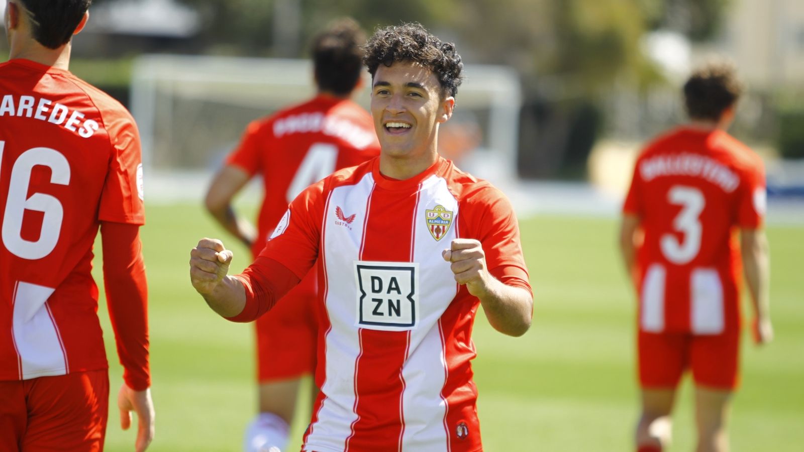 Valen celebra el segundo gol de los rojiblancos.