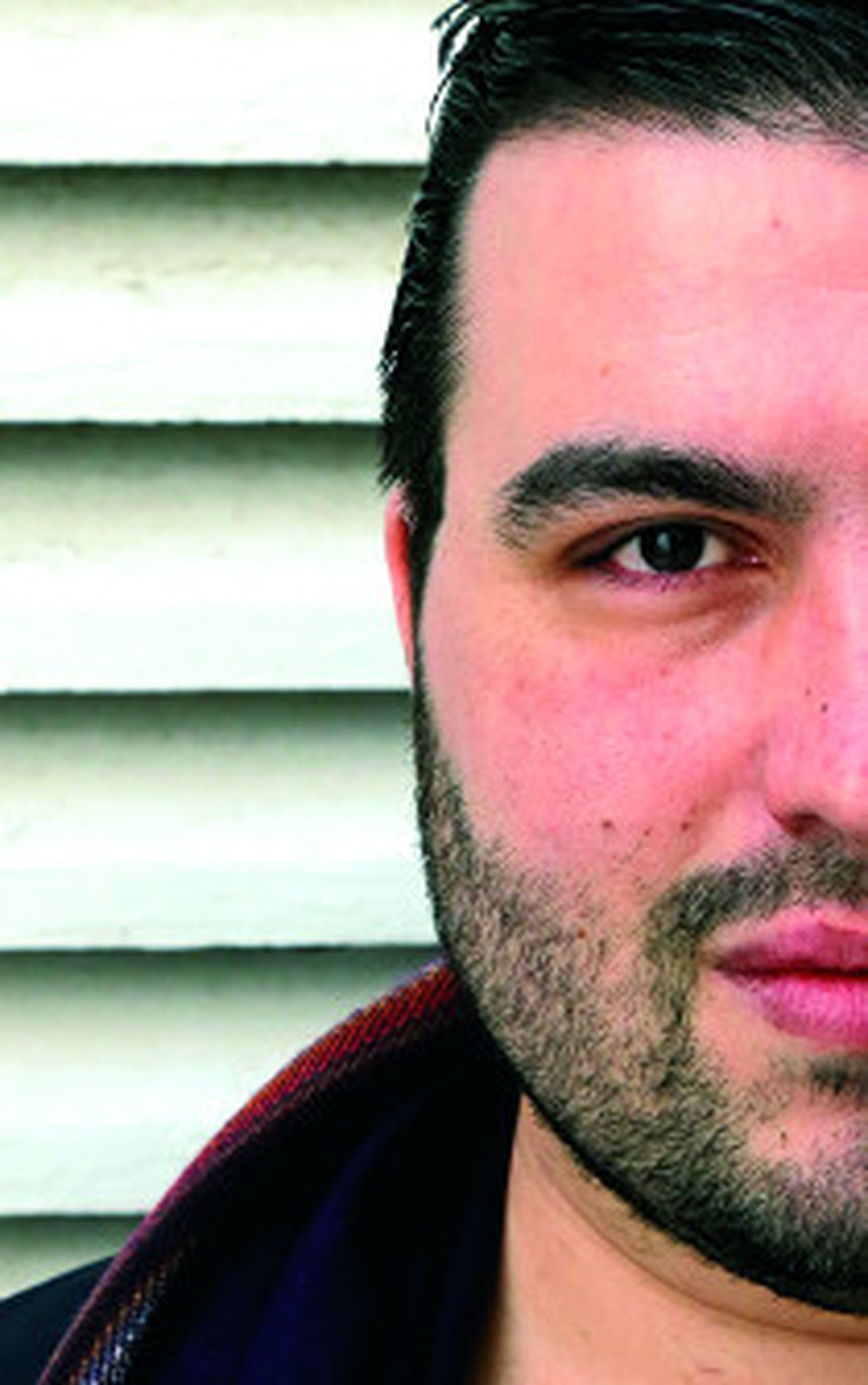 "El arte debe sacudir, si no me quedo en mi casa"