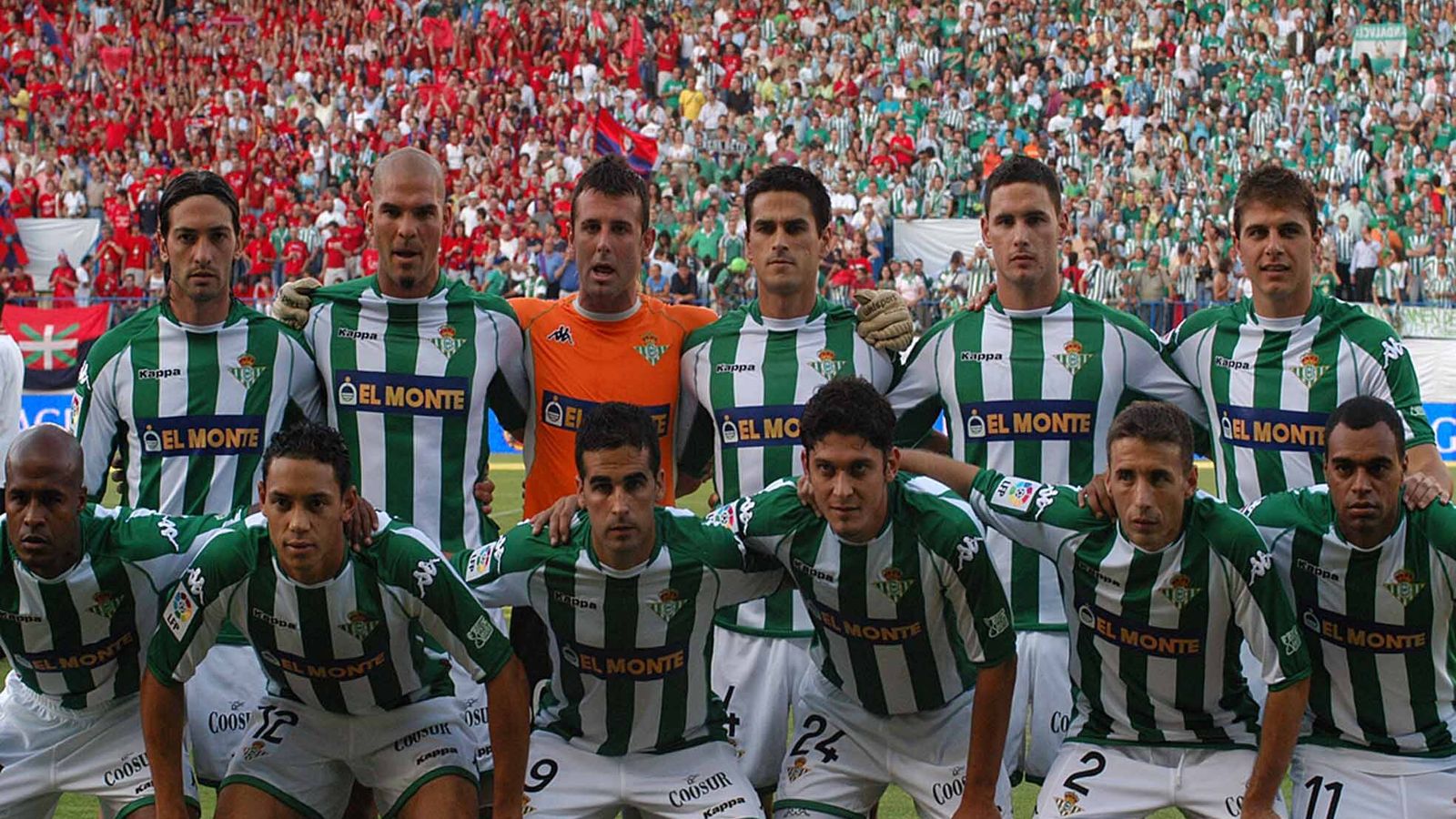 Toni Doblas y Fernando, justo debajo de él, en la alineación titular de la final contra Osasuna-