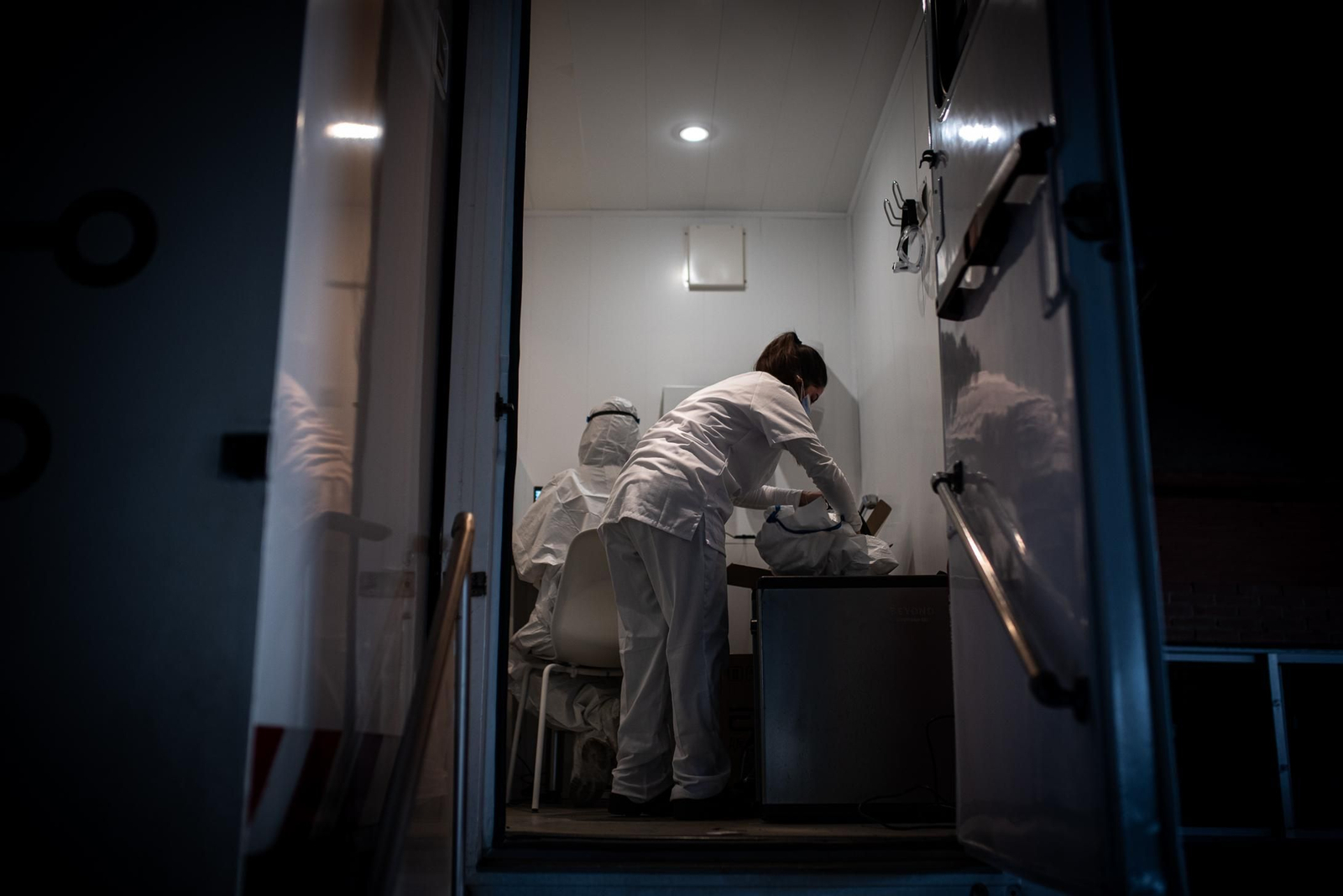 Imágenes de las pruebas Covid-19 al personal docente de Huelva