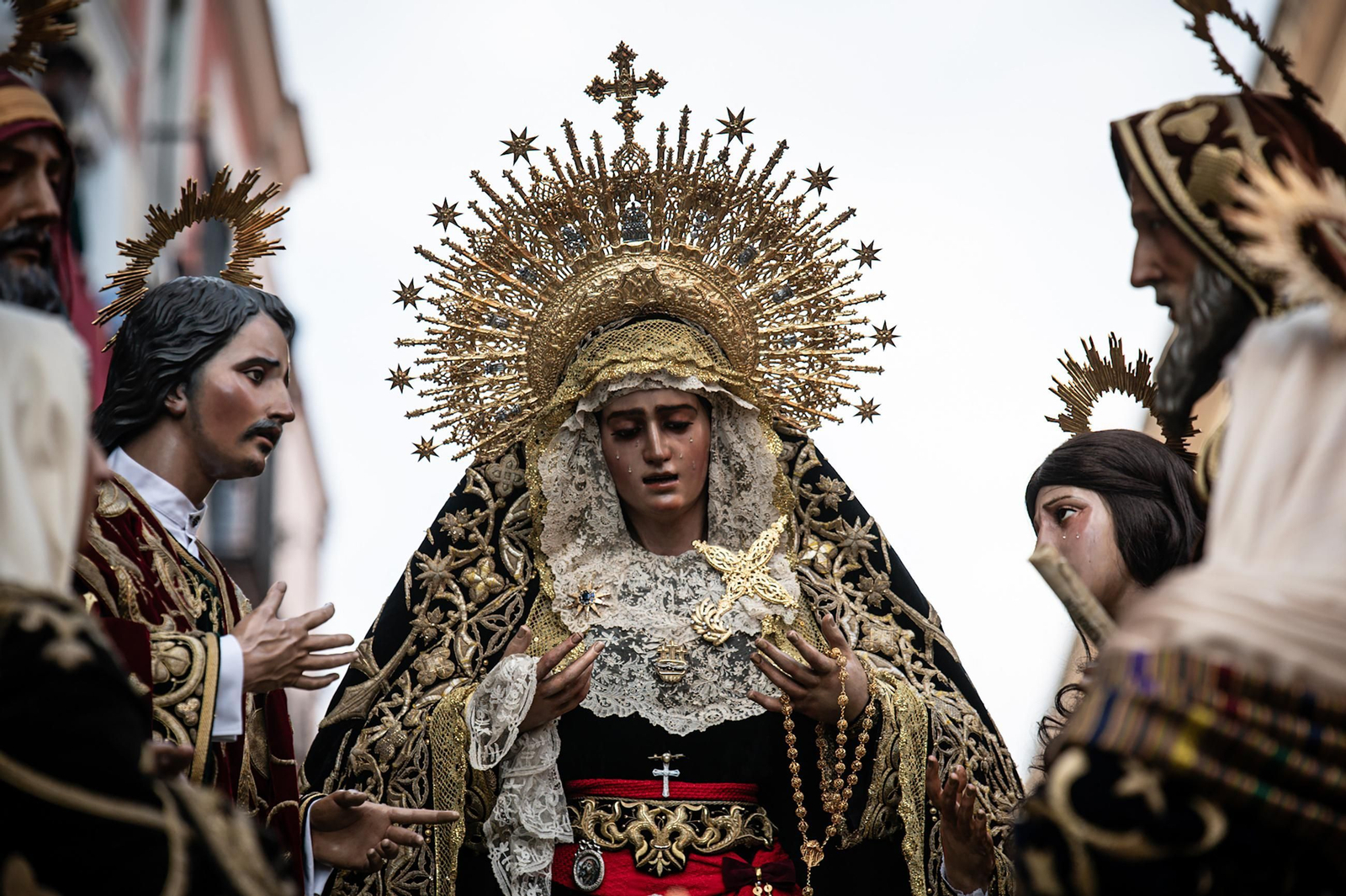 La Hermandad del Santo Entierro en la Semana Santa de Sevilla 2025