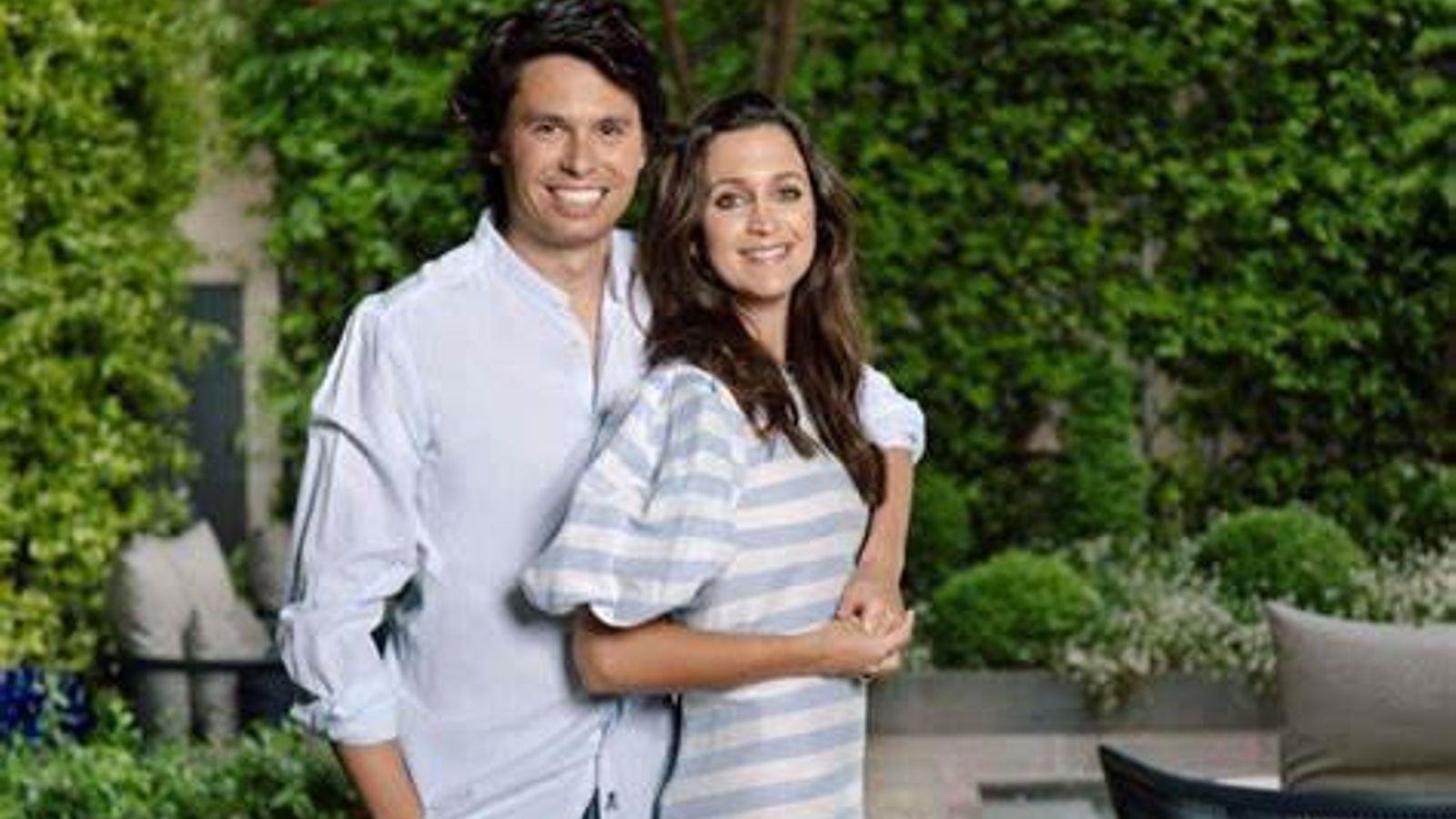 Álvaro Castillejo Preysler y su novia, Cristina Fernández. Álvaro Castillejo Preysler y su novia, Cristina Fernández.