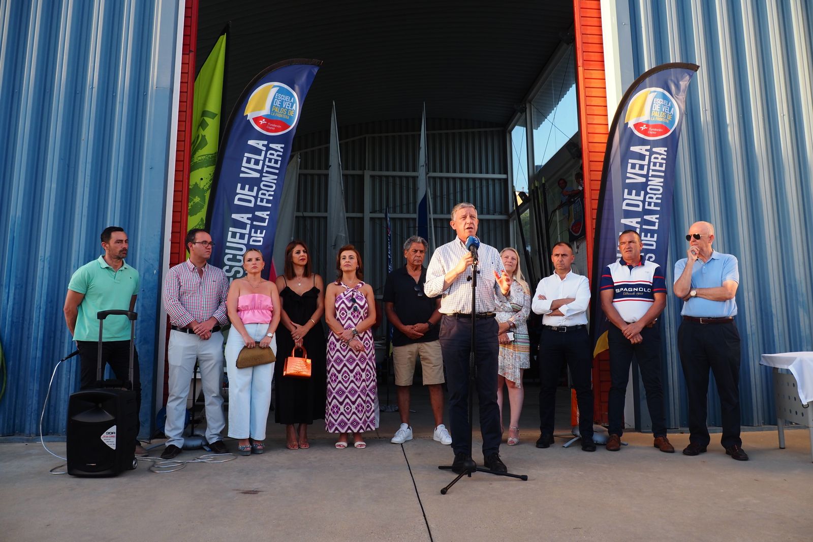 La embarcación 'FireFly' conquista la XXXII Regata de los Puertos Descubridores.