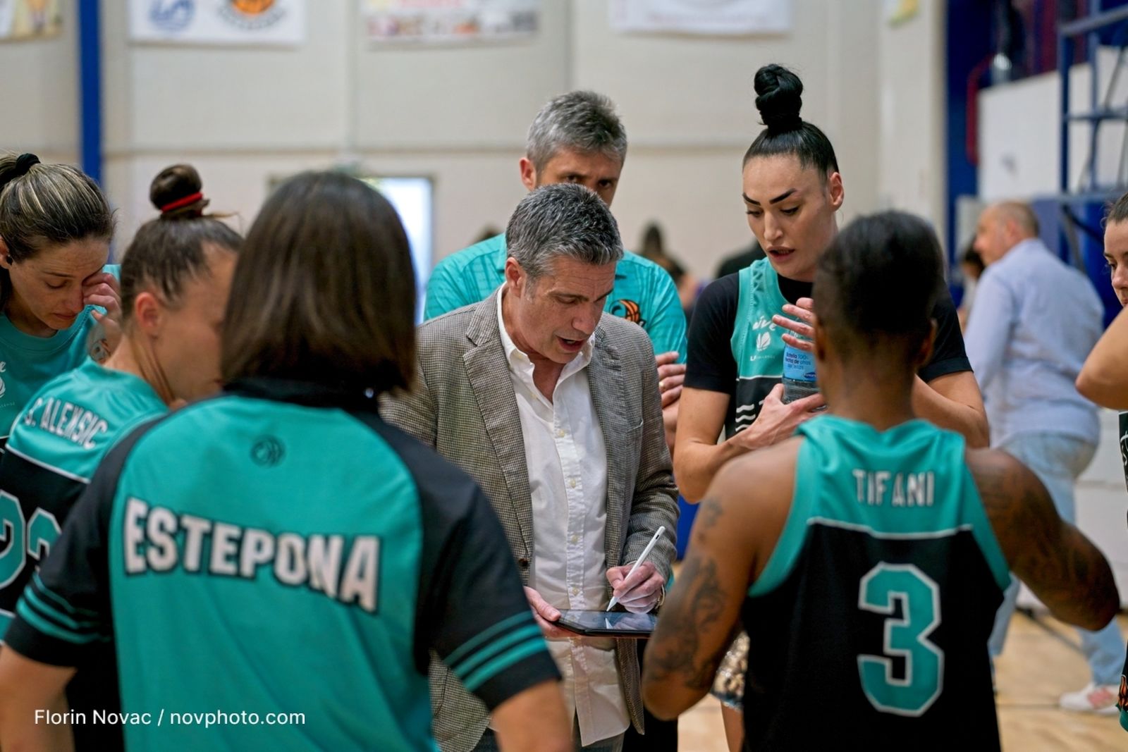 Tiempo muerto de Francis Tomé con el CAB Estepona.