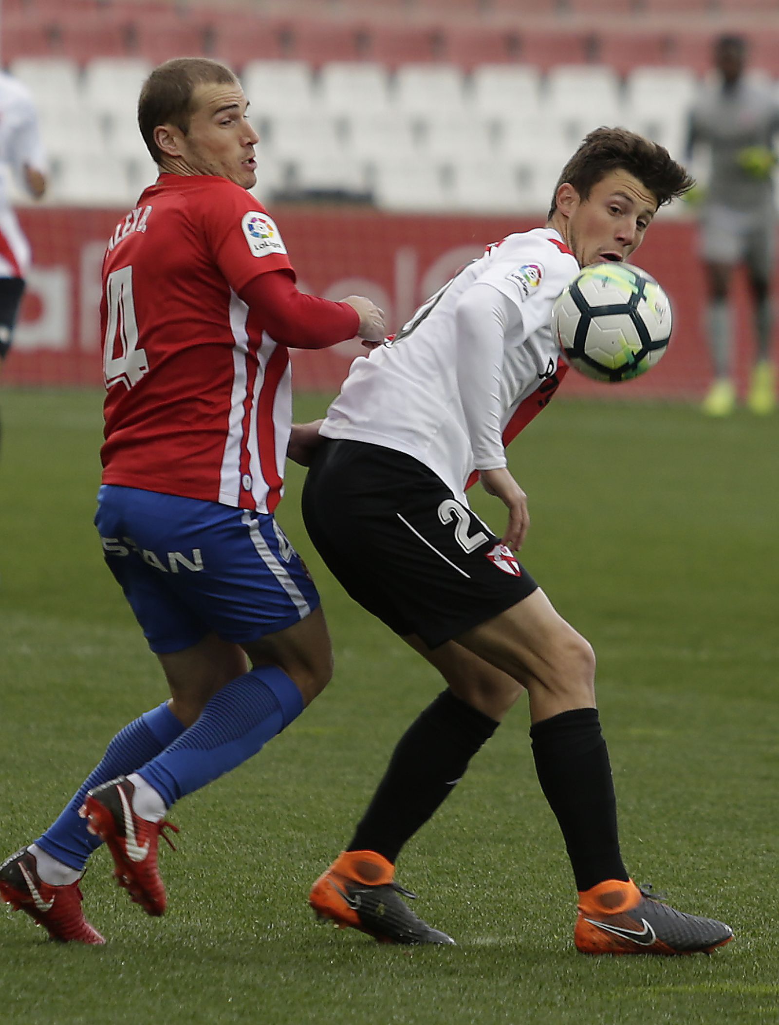 Las imágenes del Sevilla Atlético-Sporting