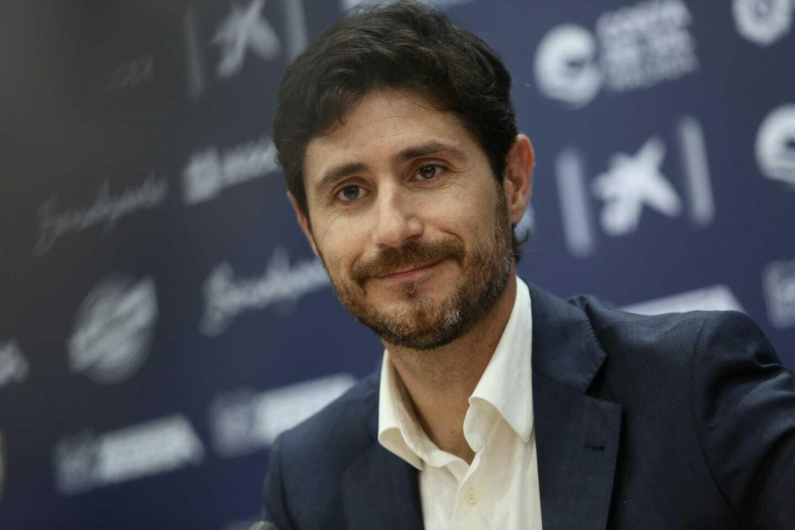 Las fotos de la presentación de Víctor con el Málaga