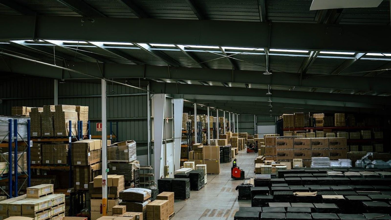 Centro logístico en Pegalajar.