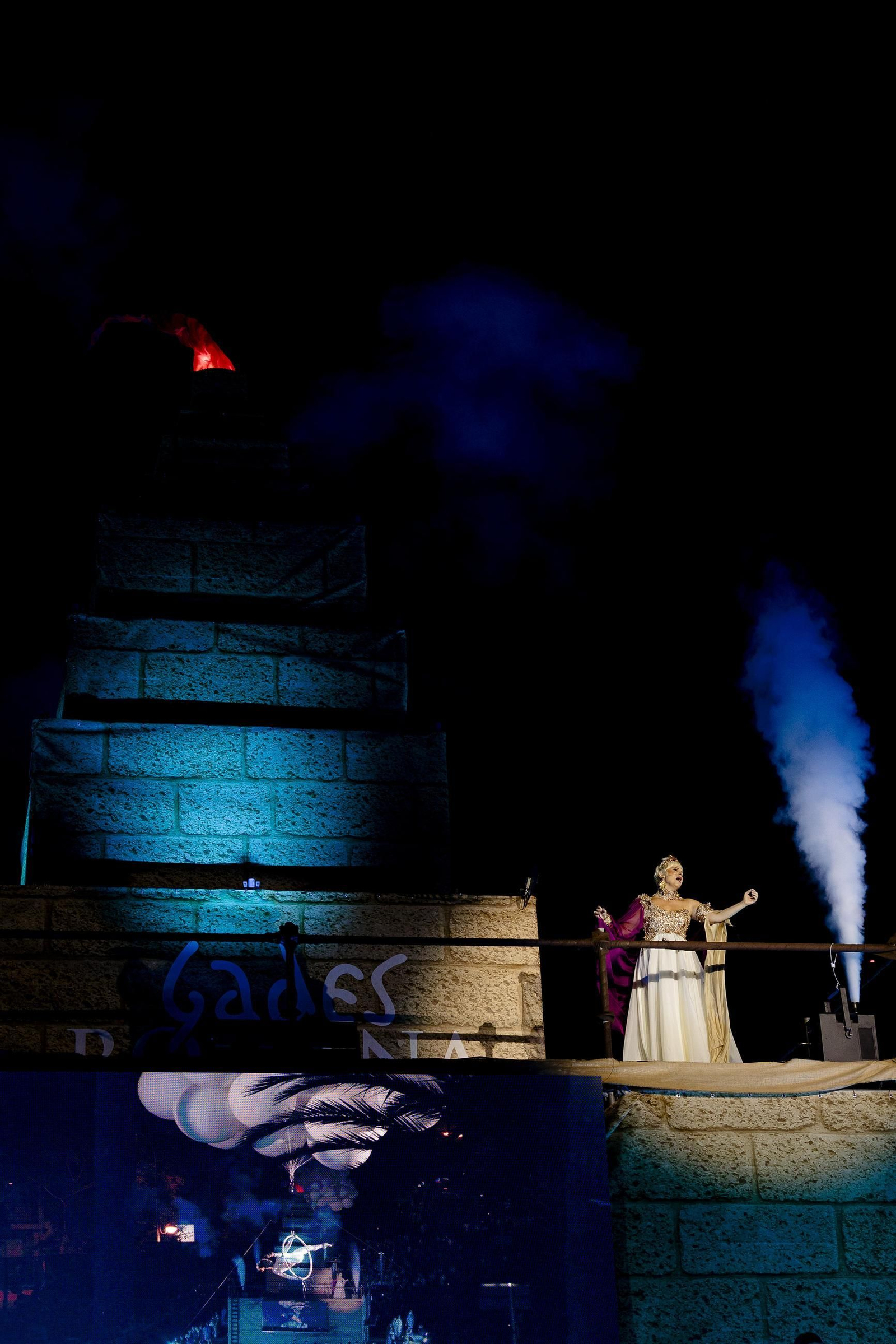 Las imágenes de "Foedus, Gaditanorum", el espectáculo de clausura del festival Cádiz Romana en las Puertas de Tierra