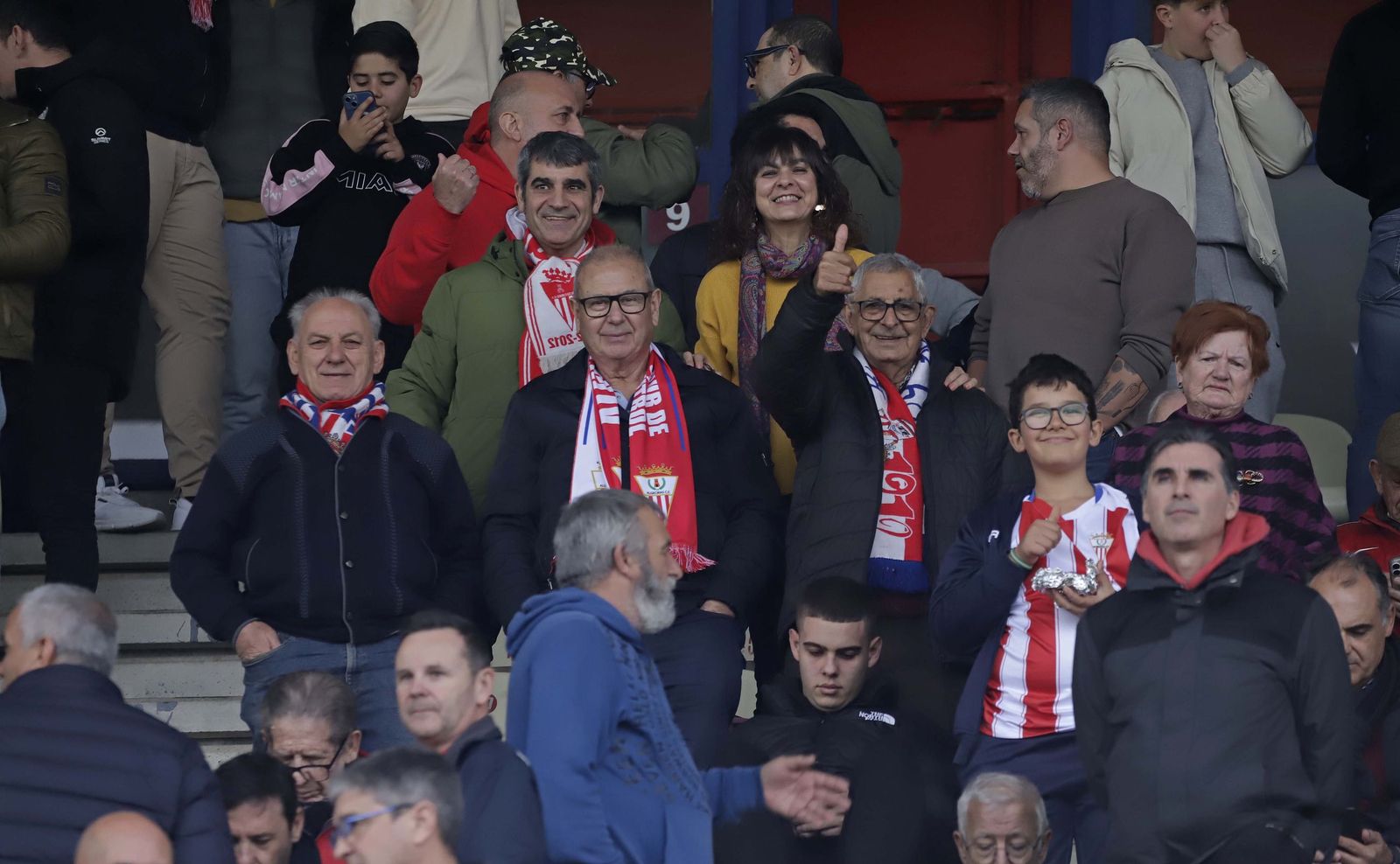 Búscate en el Nuevo Mirador durante el Algeciras - Eldense de Primera Federación