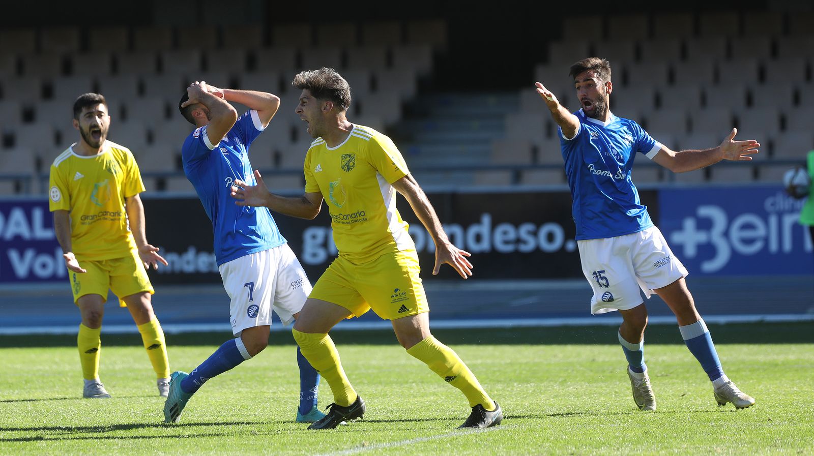 Victoria del Xerez DFC ante la UD San Fernando (1-0)